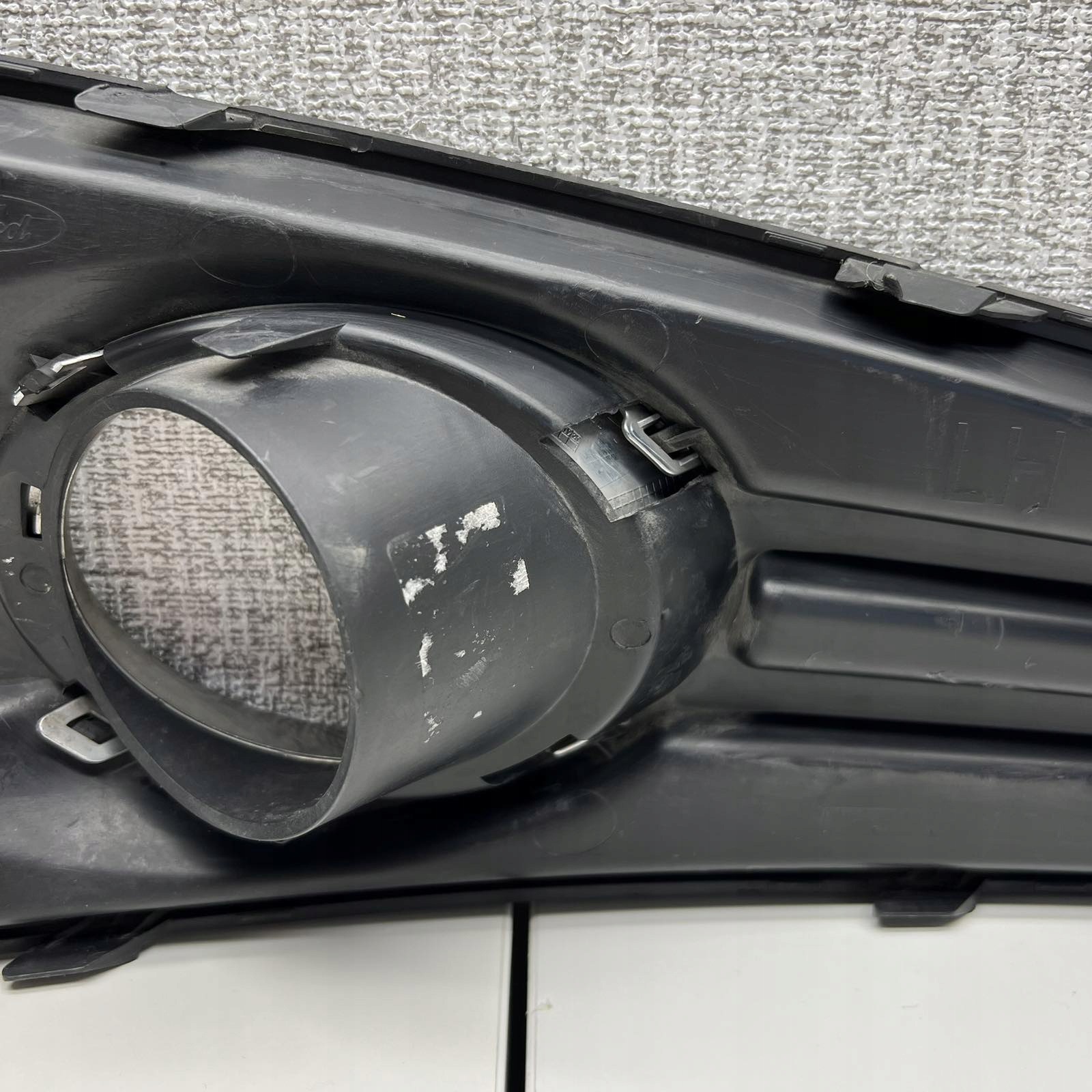 FORD S-MAX MK2 2015-2023 grille grid left of a bumper front EM2B15A299AC