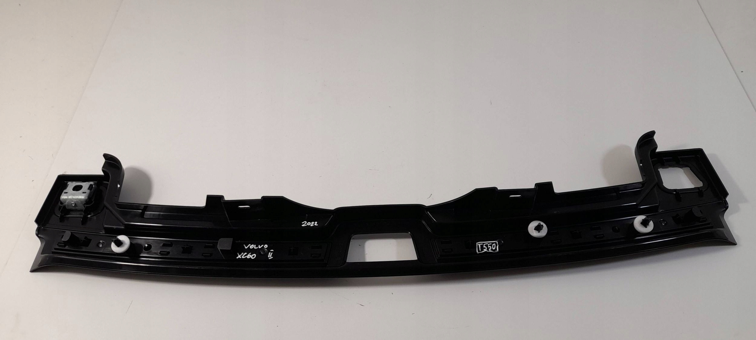 Volvo XC60 II cap of the threshold boot 31440641 (T550)