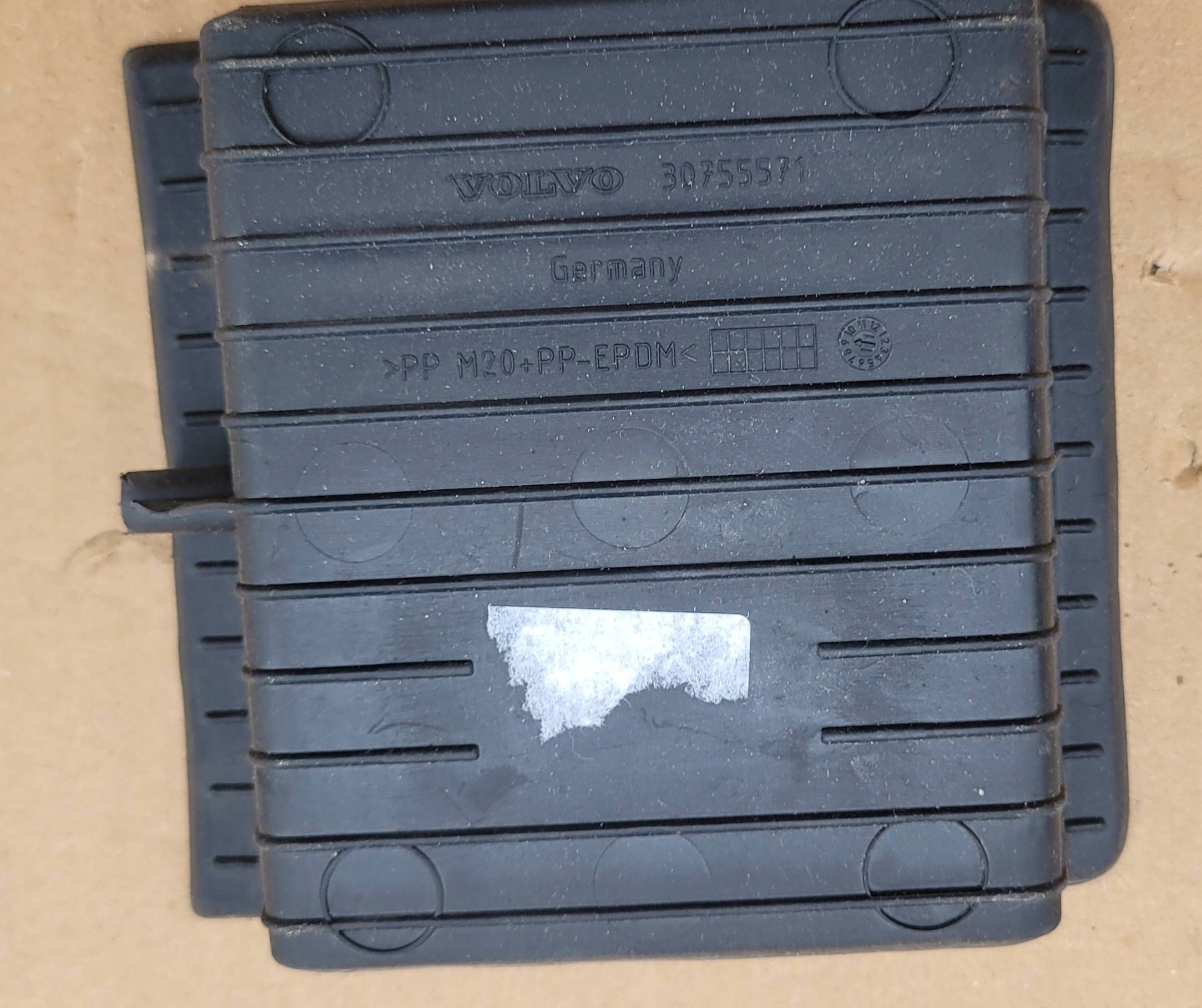 WKLAD Handschuhfach PODLOKIETNIKA VOLVO XC60