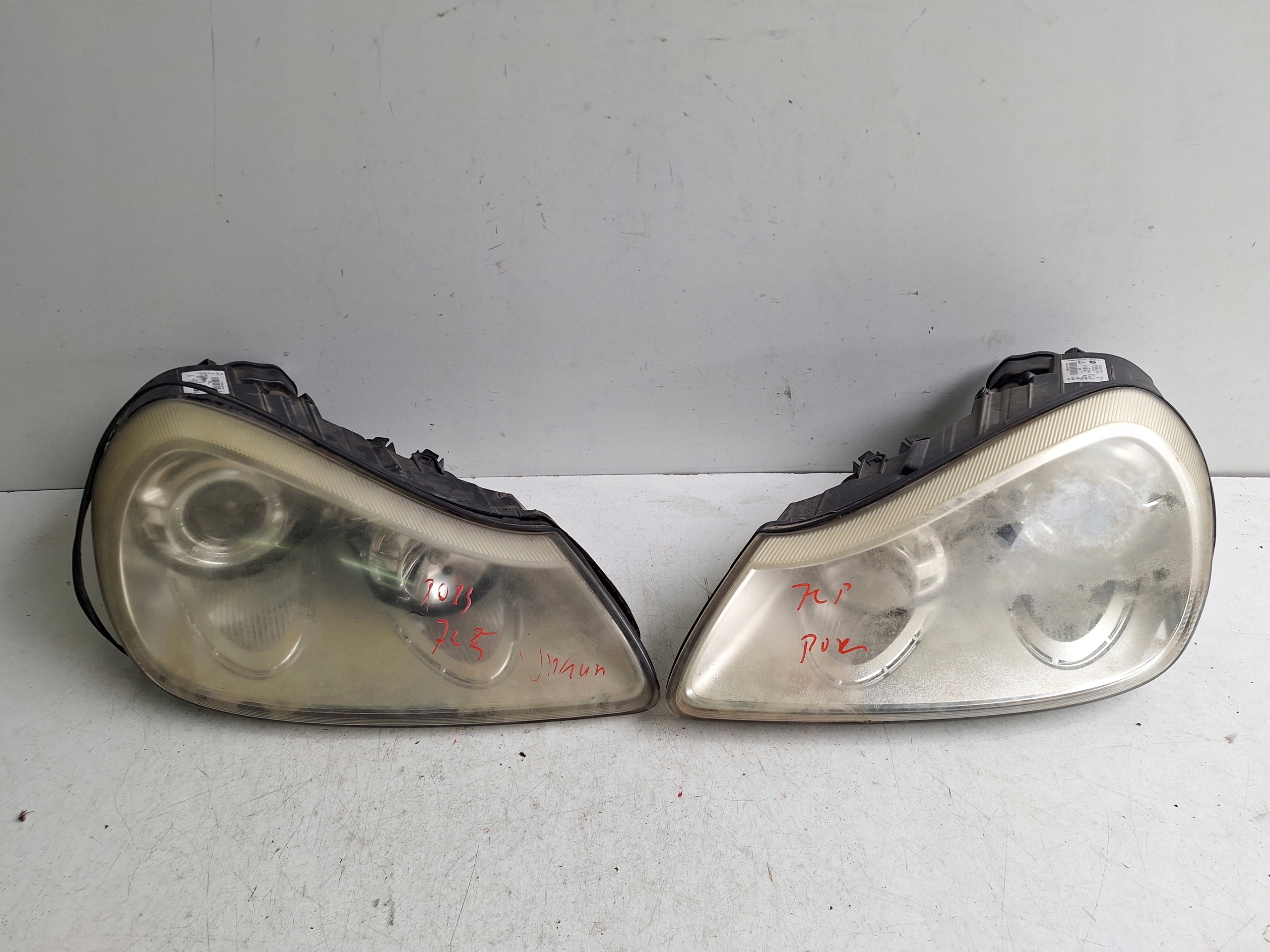 PORSCHE CAYENNE and 7L LIFT 07-10 light left XENON UK