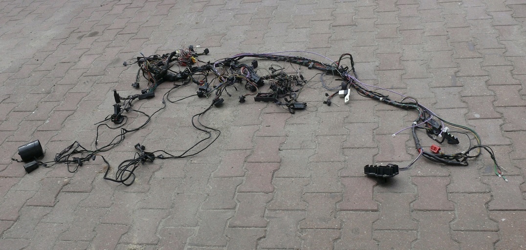 Электропроводка доски MERCEDES W140 3.5 TD