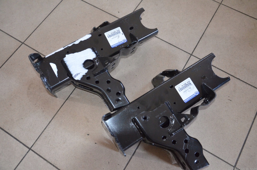 68382862AB 68382862 - РАМКА ПРАВА ЧВЕРТЬ ЗОНА РОЗДАВЛЮВАННЯ WRANGLER JL 18+