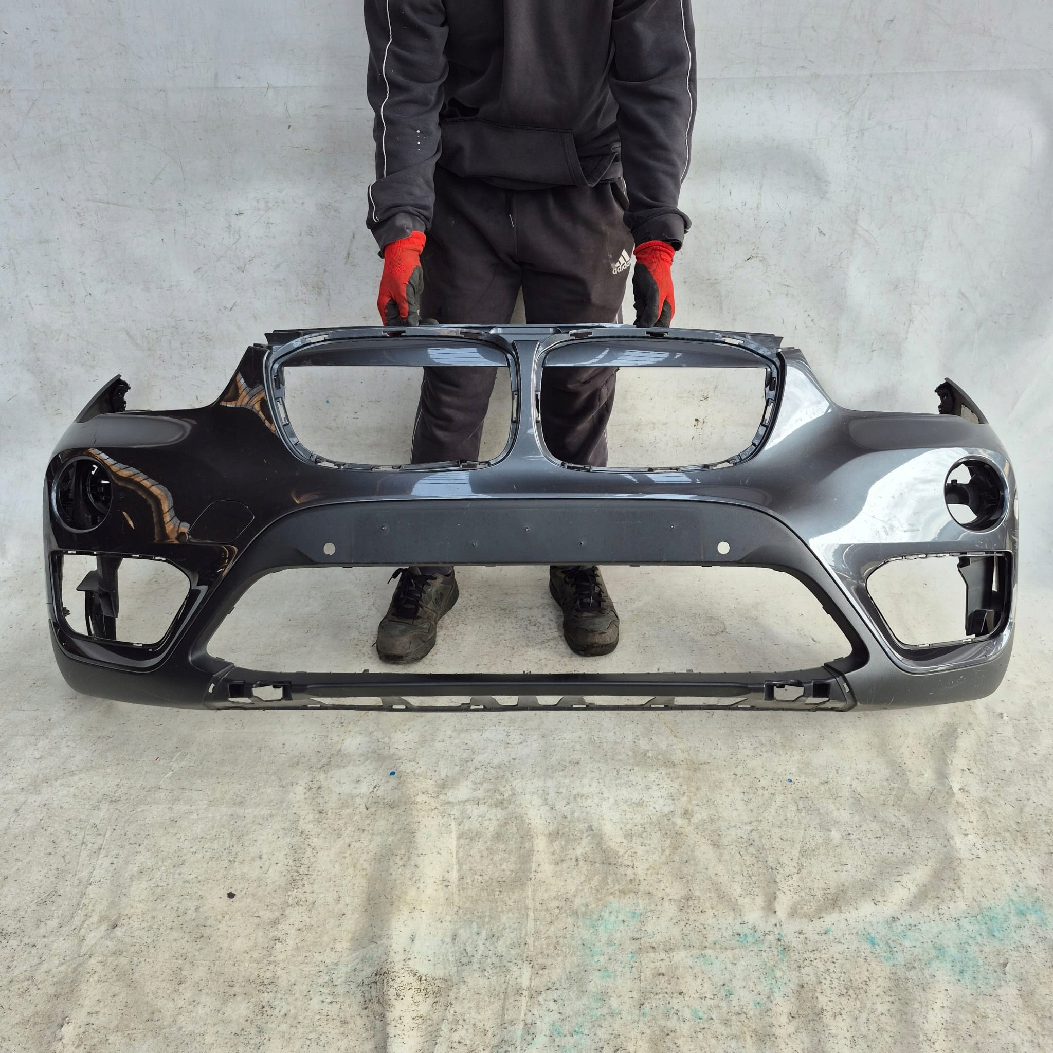 BMW X1 F48 15-19 bumper front front 6PDC