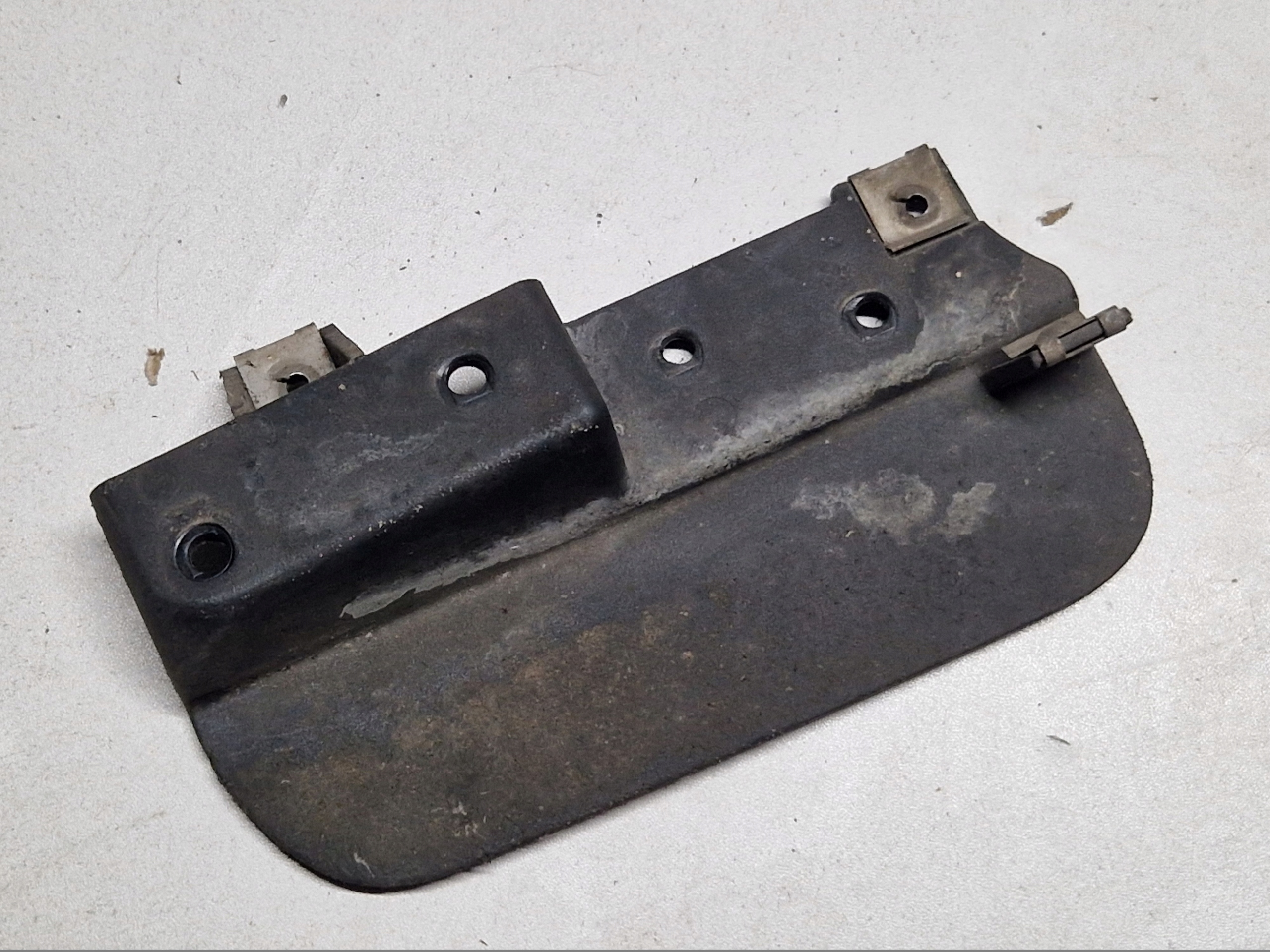mudguard flap right rear part AUDI A6 C6 A6C6 4F0853834