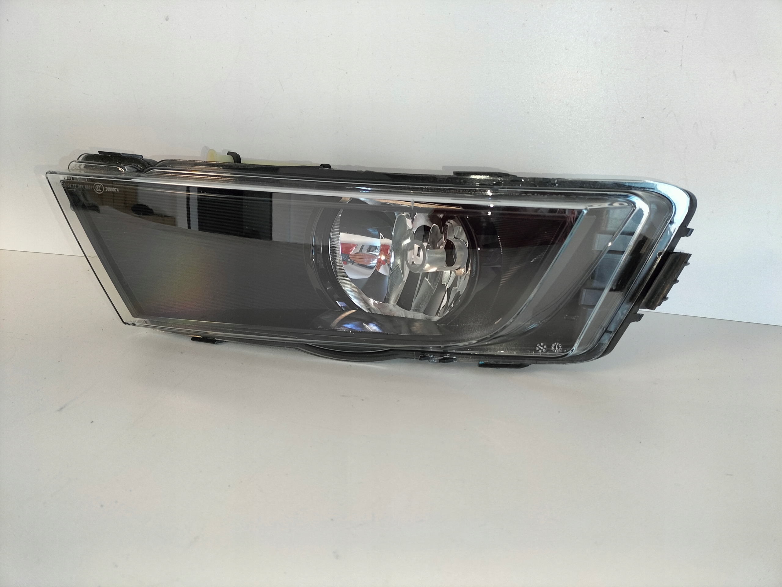 fog light light left SKODA OCTAVIA III 13-17