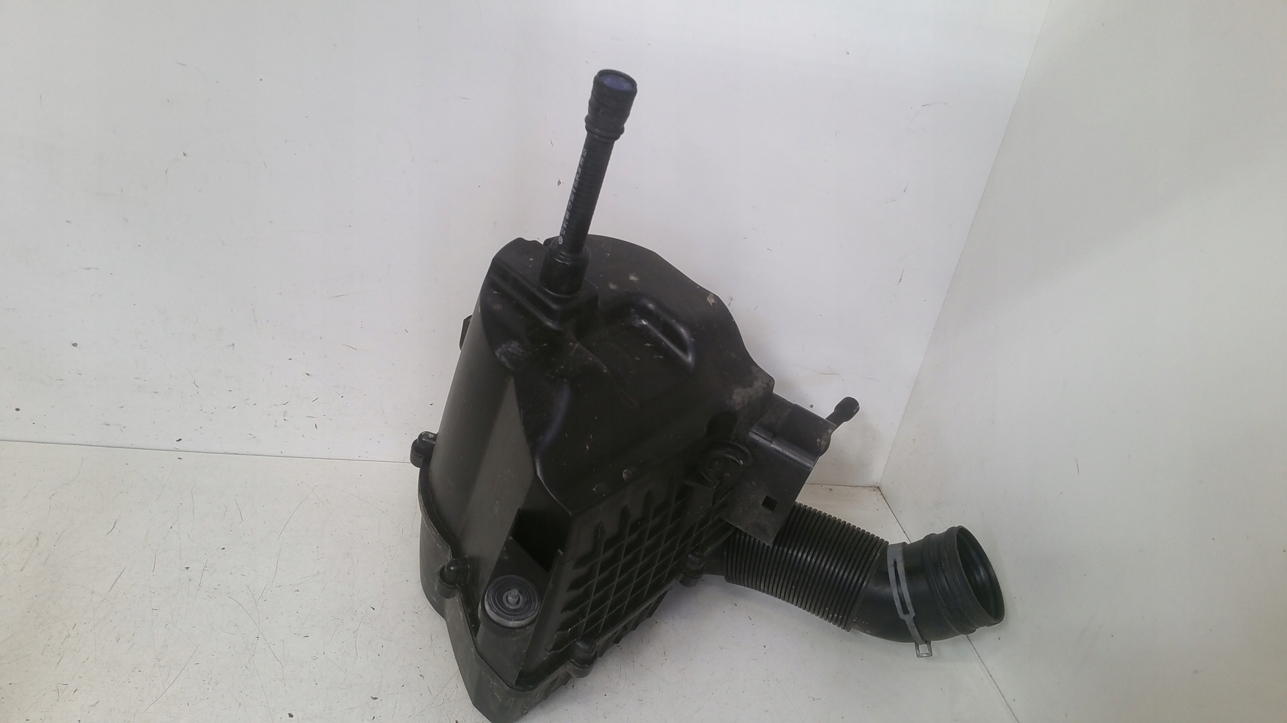 Gehäuse filter luft 6R0129620A Skoda Fabia