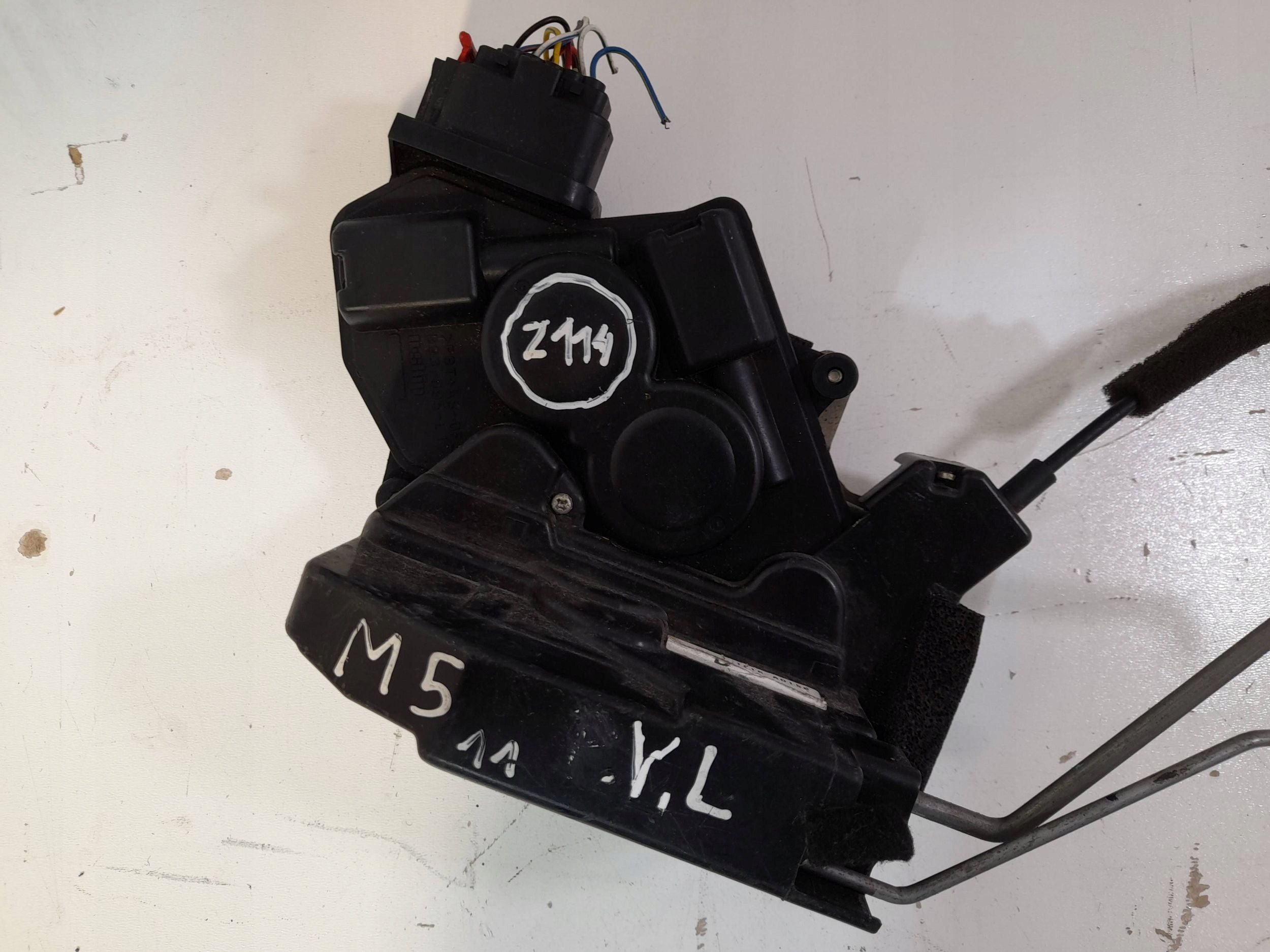 Mazda 5 2010-2016 lock door front left B93I395L1 (Z114)
