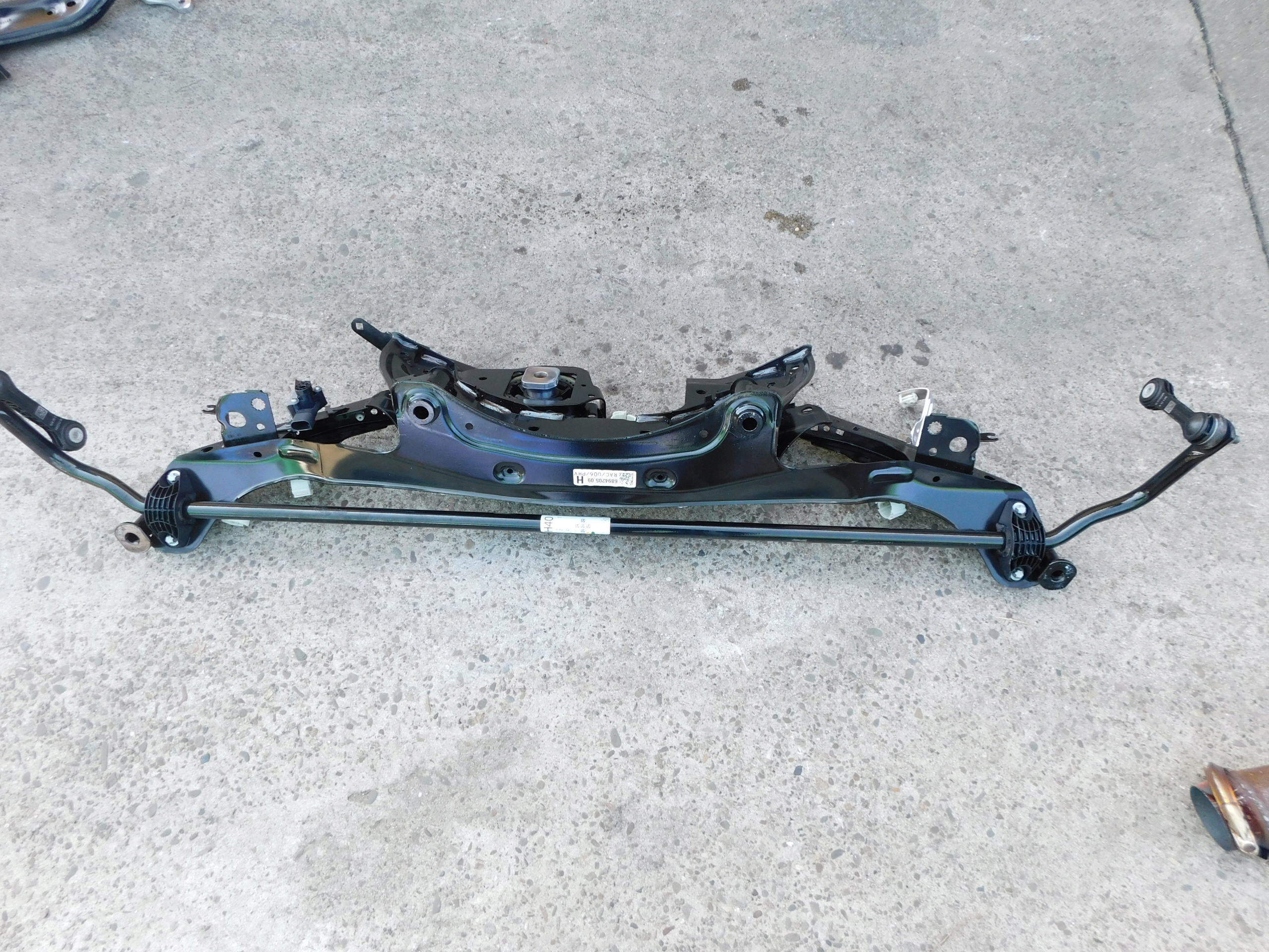 axle beam springing rear part subframe sider rear BMW X1 U11 hybryda original nice