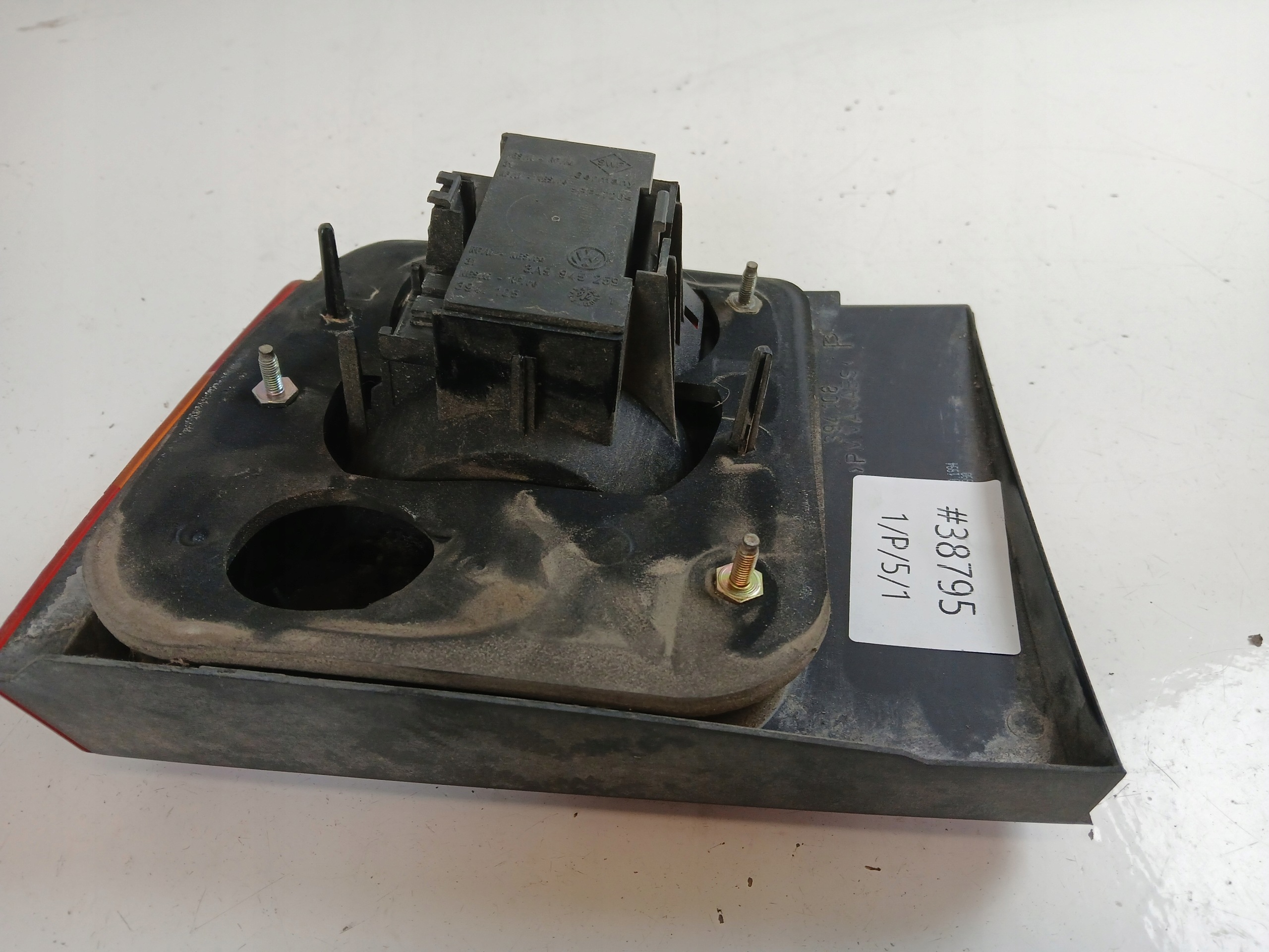 VW PASSAT B4 KOMBI light right rear part trunk door 3A9945108