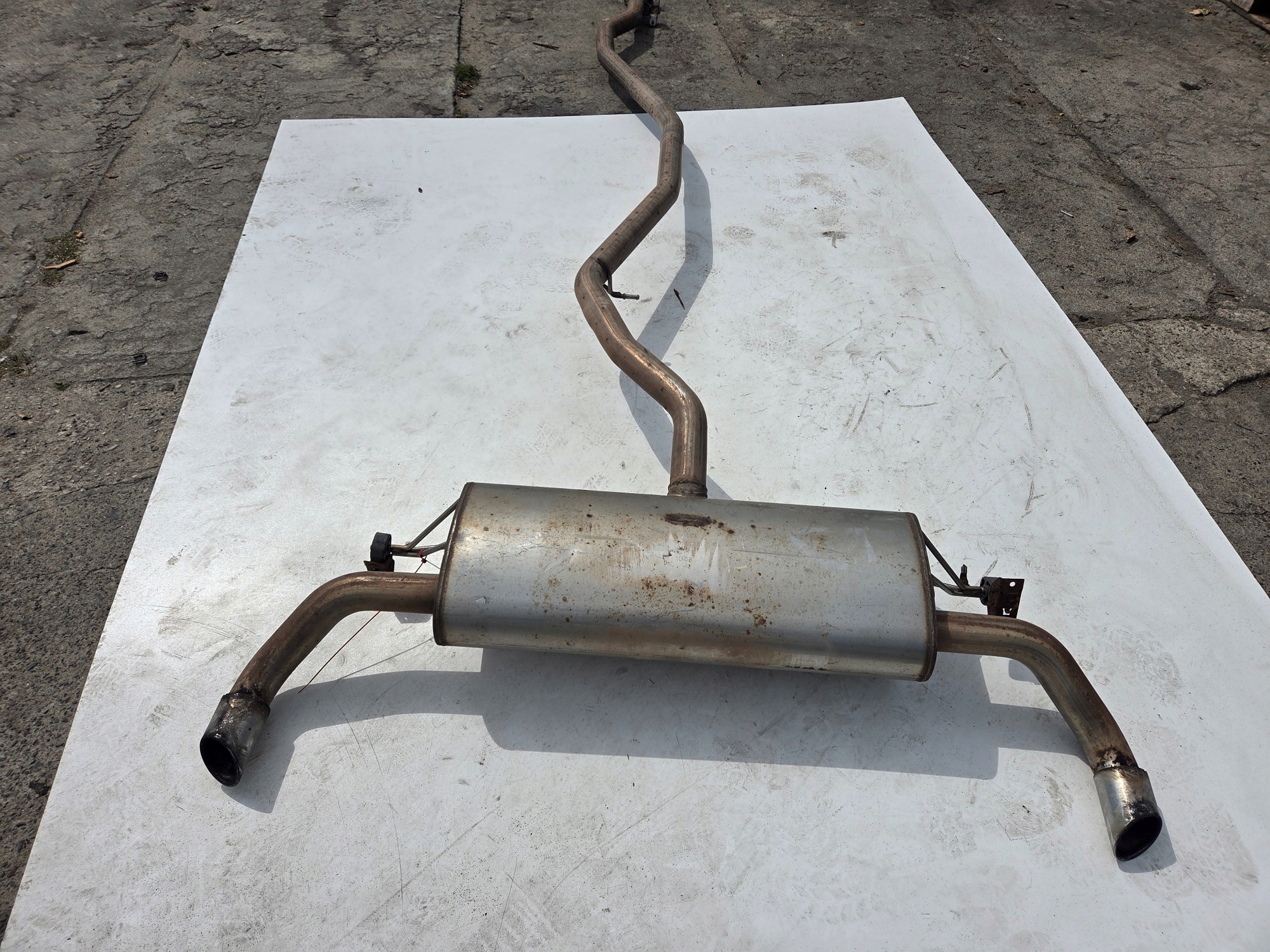 výfukový tlmič BMW X5 E70 3.0 D 7801112