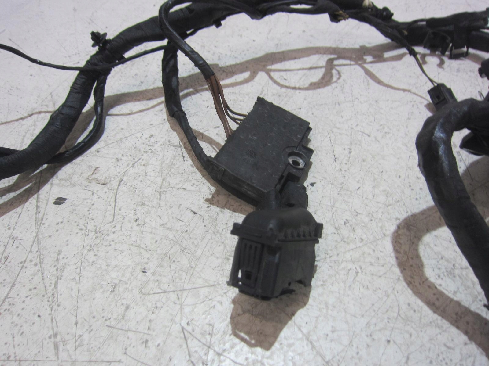 BMW X1 F48 bundle KOSTKI lights LED right front wiring WTYCZKI 6821872