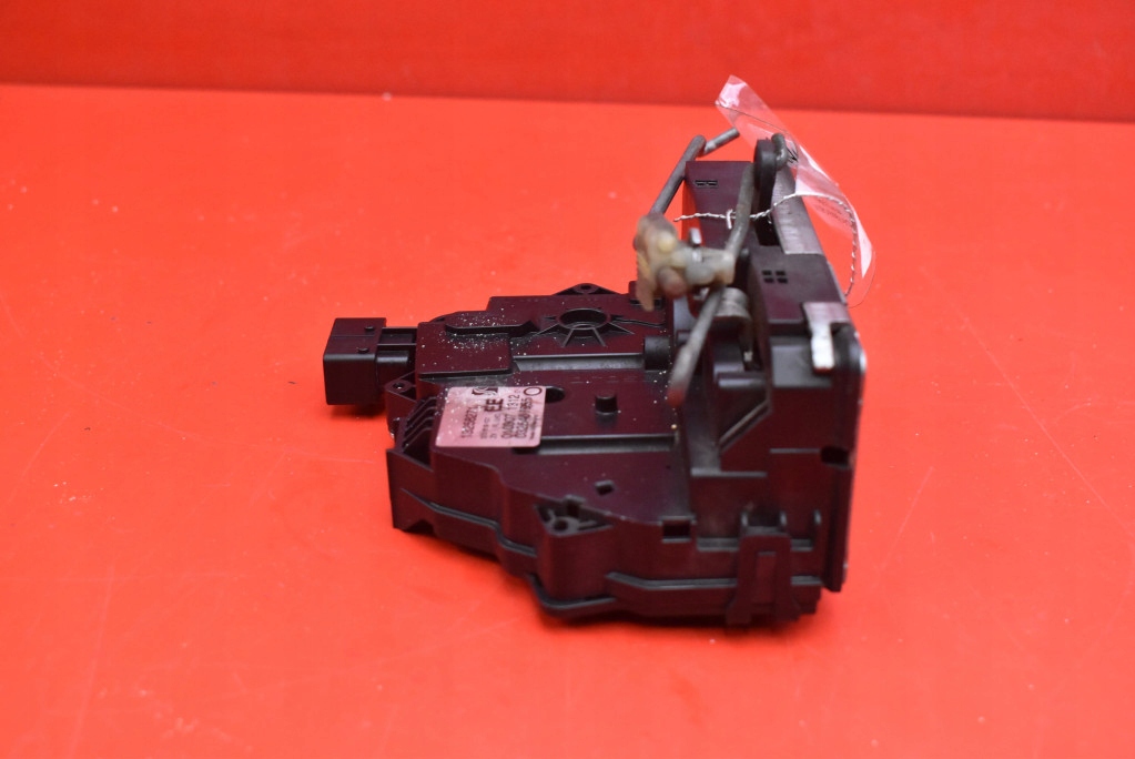 lock left front front EU 13258271 EE OPEL CORSA D 06-11