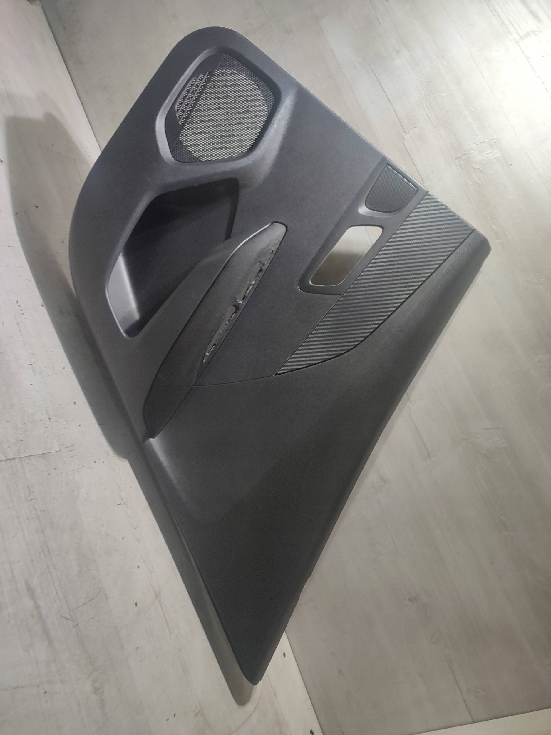 Peugeot 2008 II 2020 rear part side side / upholstery door tylnych