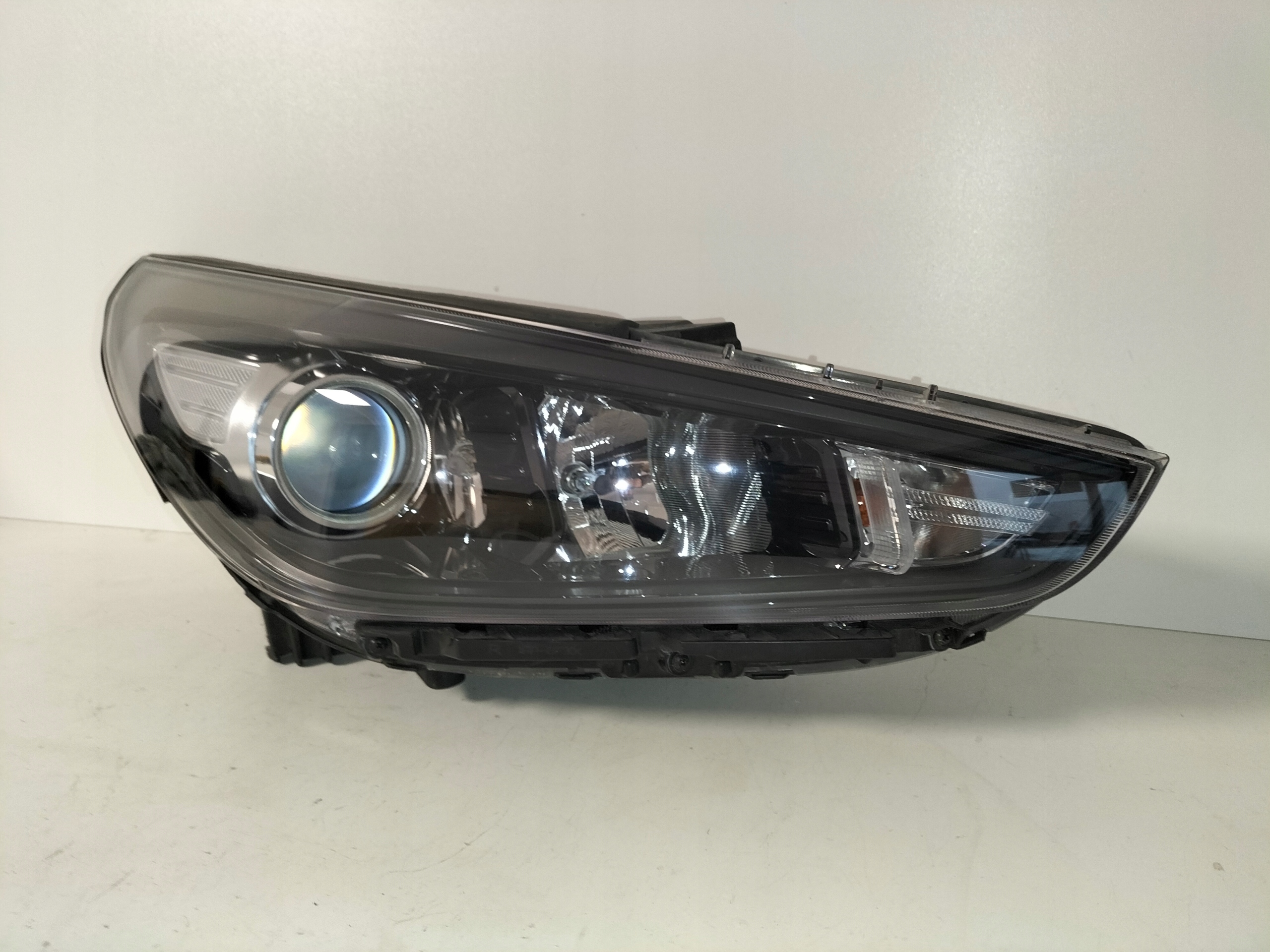 light front reflektor right HYUNDAI I30 III 17