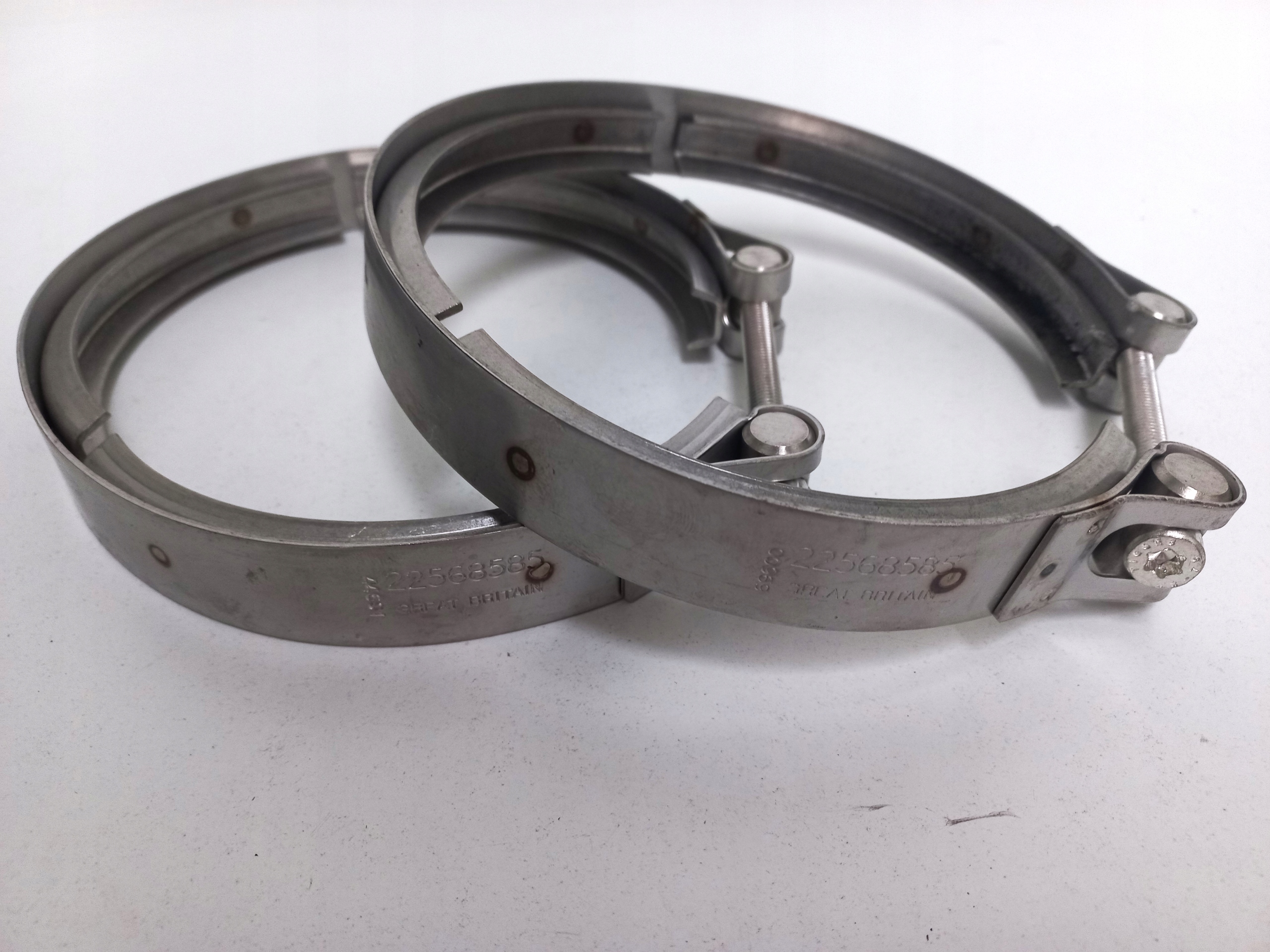 NOWA ORYGINALNA OPASKA OBEJMA ZACISK RURY RENAULT GAMA T RANGE C K 100zł Numer katalogowy oryginału 22568585 7422568585