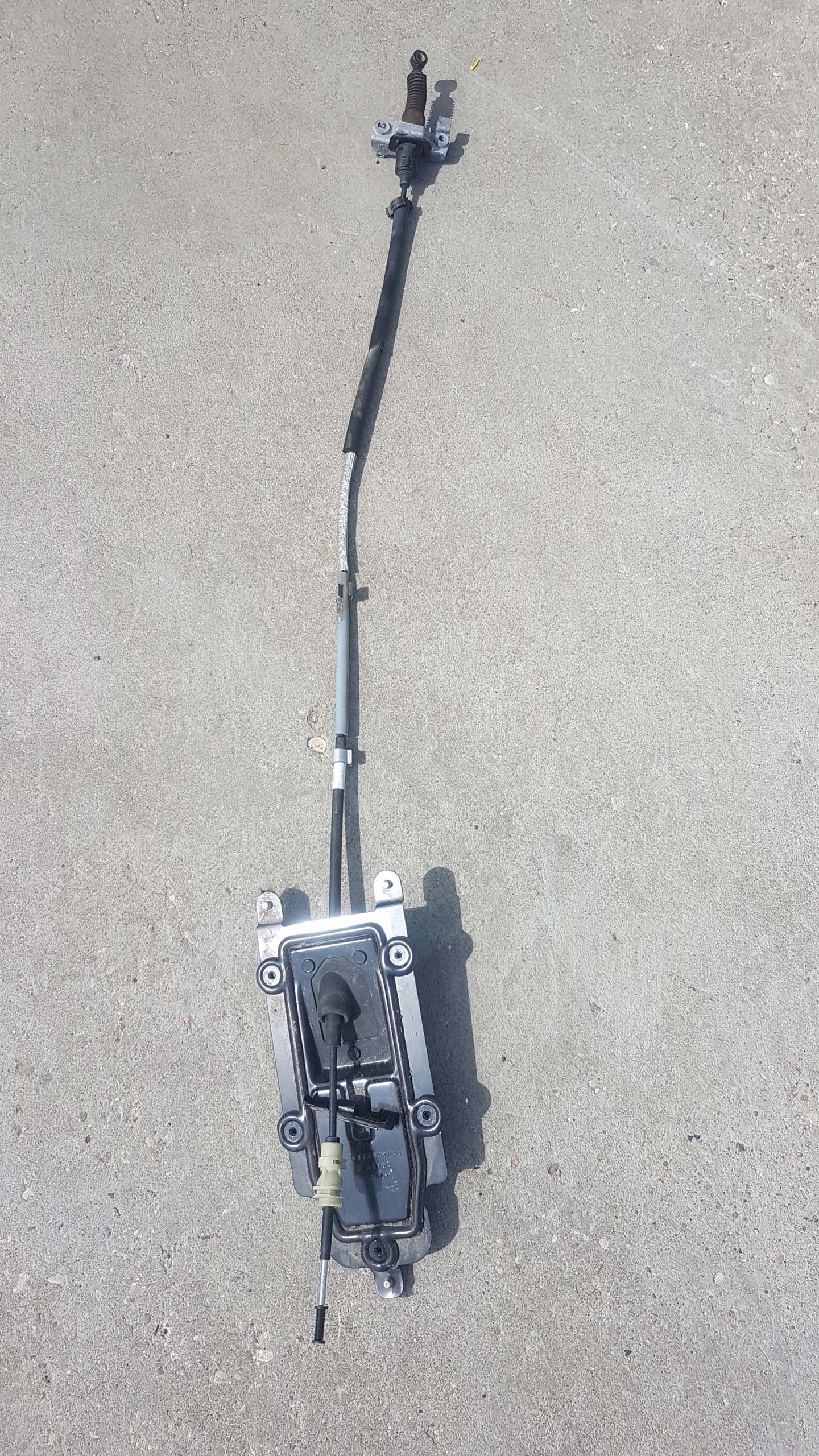 68255456AA - Jeep Compass 17-трос перемикання передач Автомат США