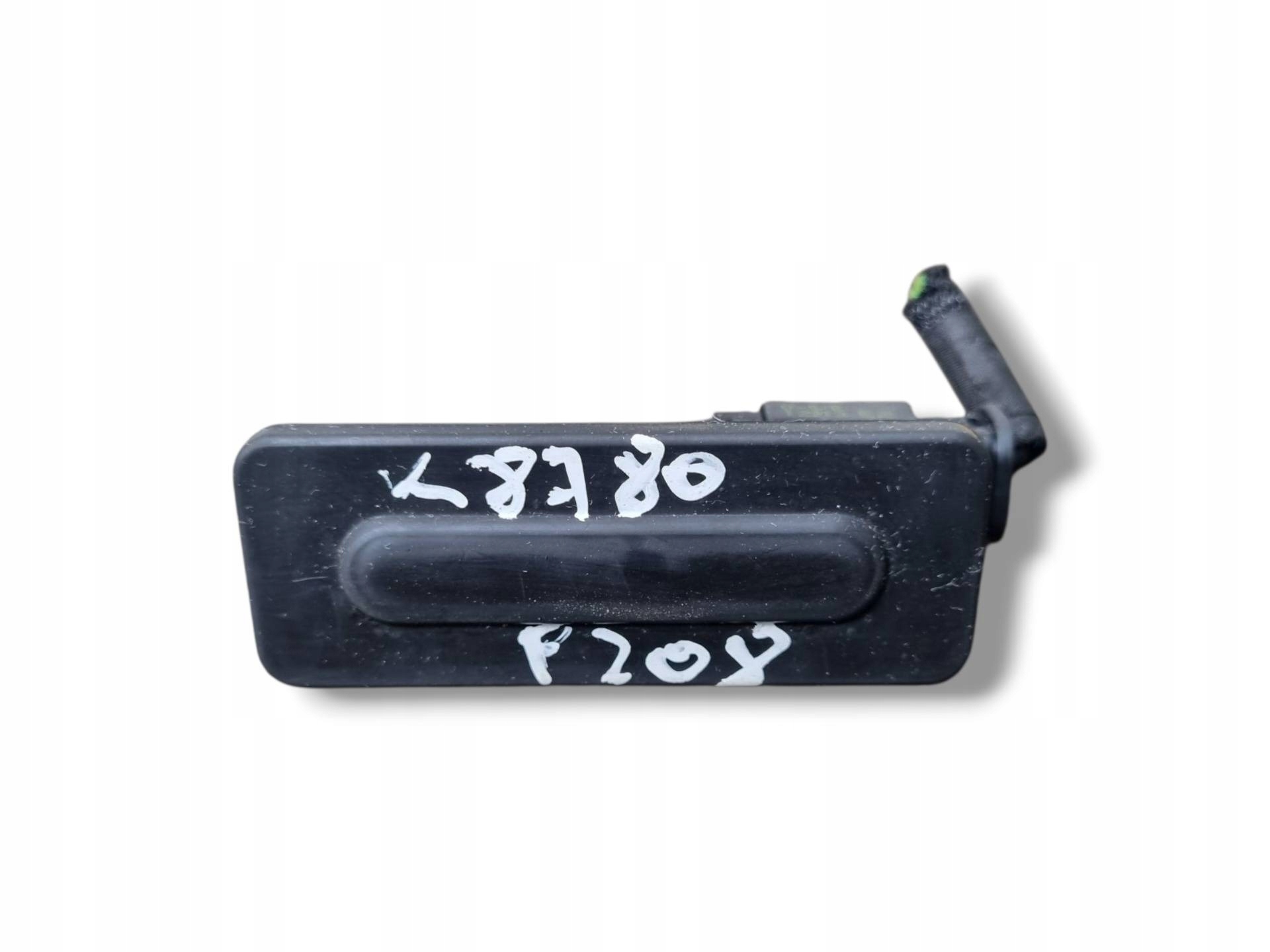 Bouton pour l’ouverture du capot Peugeot 208 2013 9676028360