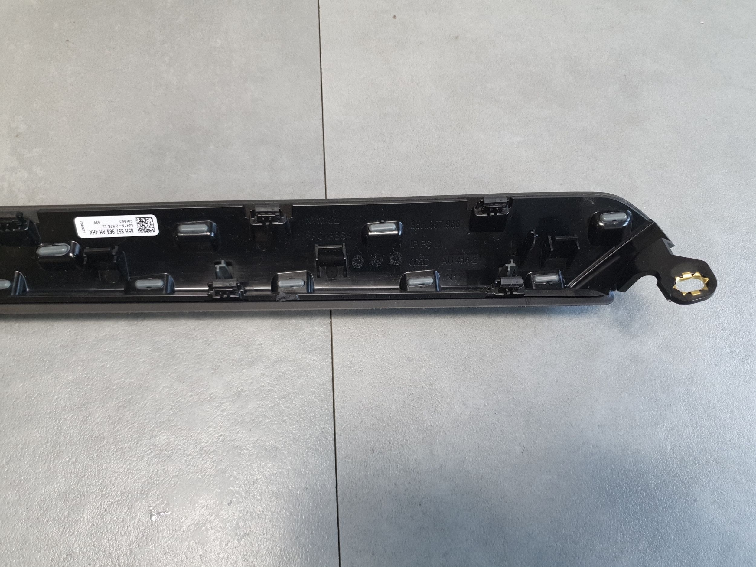 Audi SQ6 e-tron modanatura decorativa del cruscotto cruscotto carbon 85H857968AH