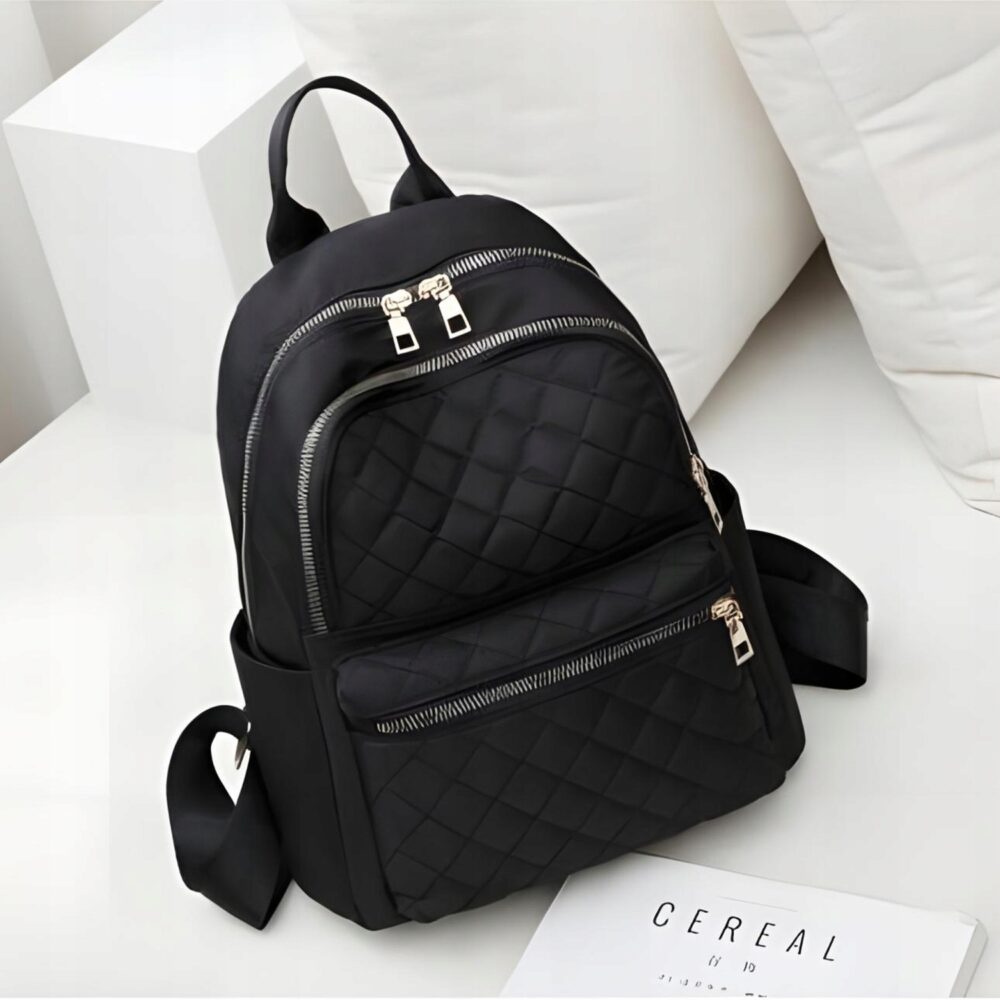 PLECAK DAMSKI MIEJSKI CZARNY PIKOWANY WODOODPORNY STYLOWY EKO SKÓRA TORBA Wzór dominujący bez wzoru