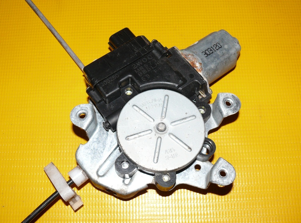window regulator mechanism left front MITSUBISHI OUTLANDER and 1 03-06 EUROPA