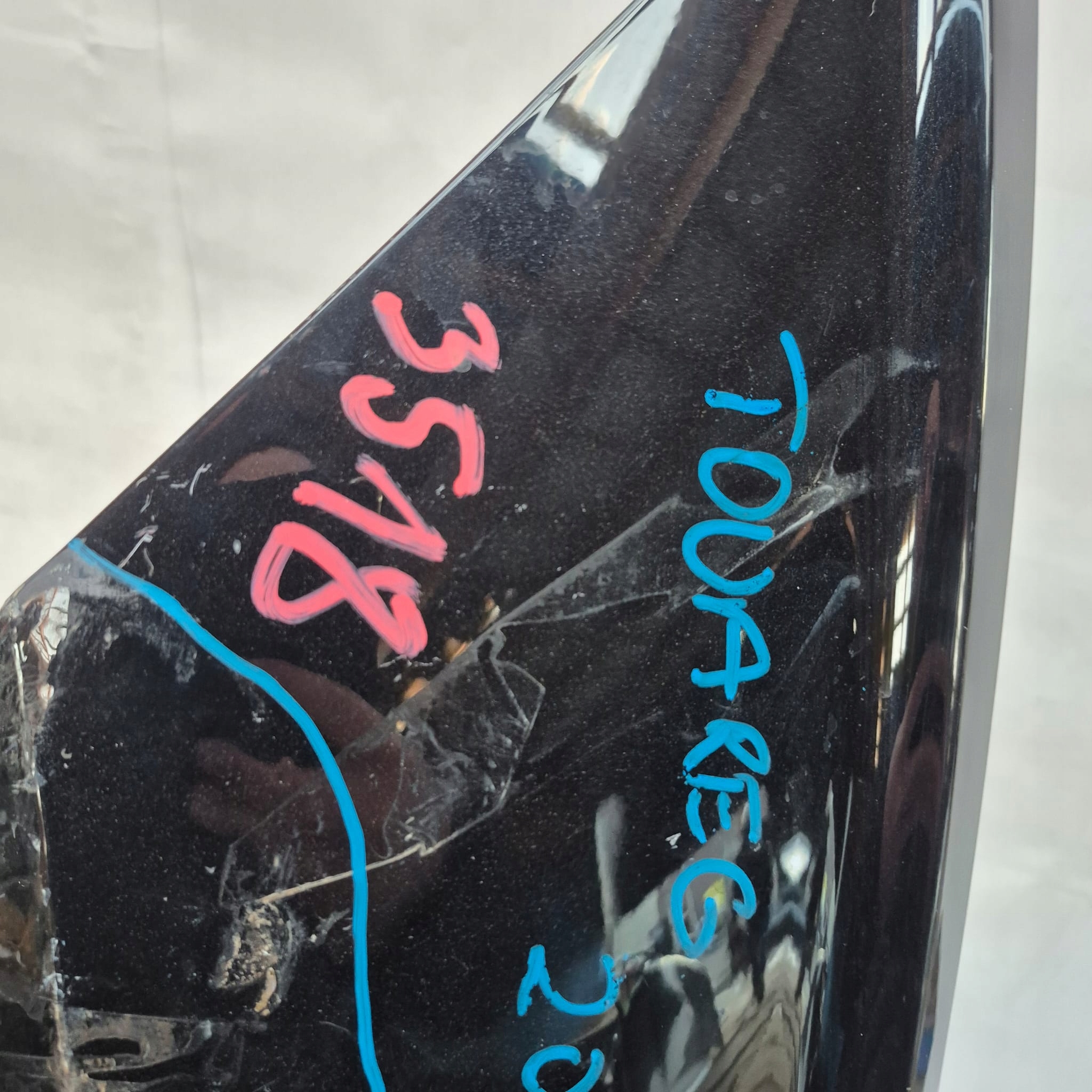 VW TOUAREG 19-25R. -> left fender front front