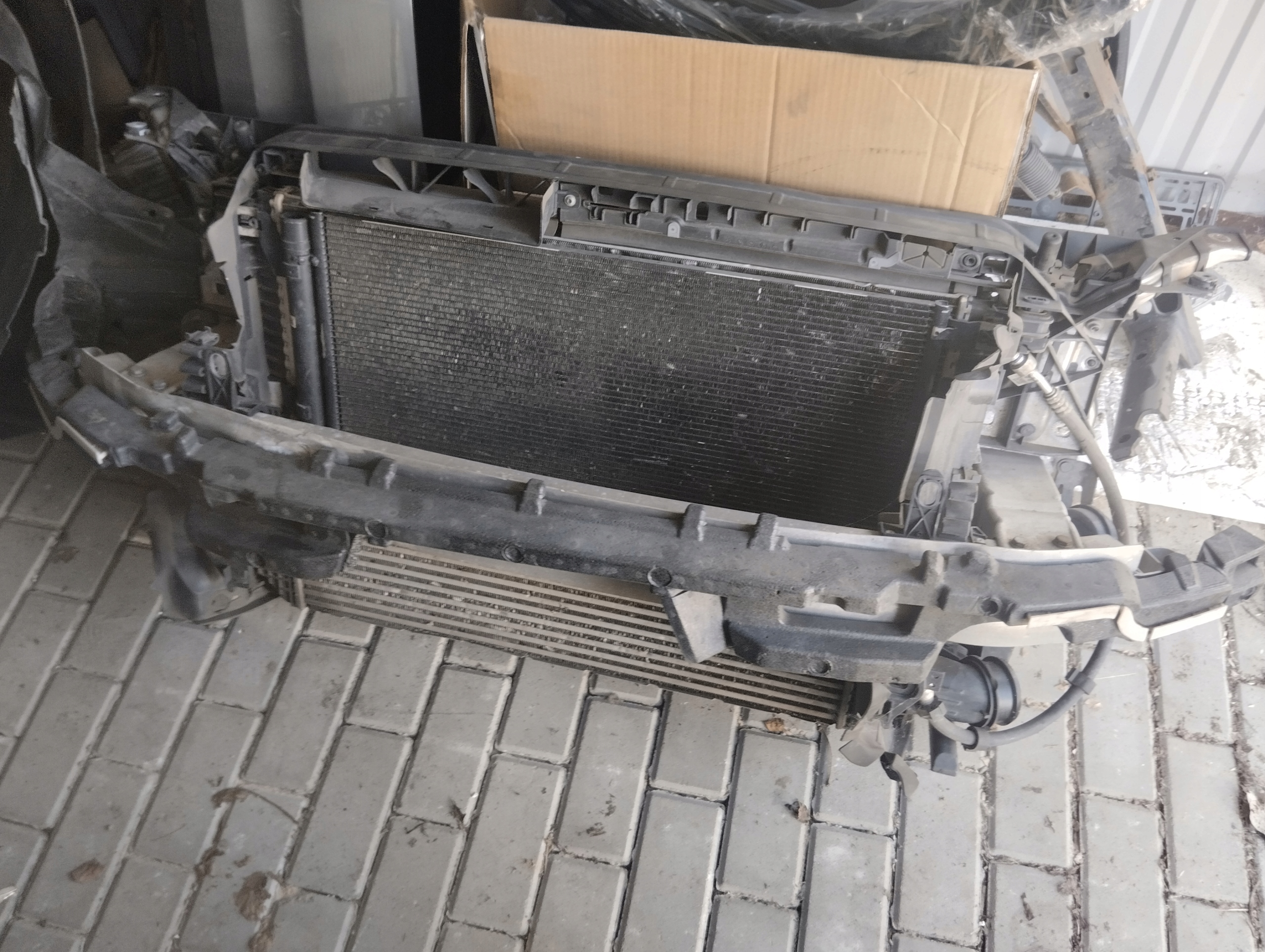 Pas przedni audi a4 b9 8w 2.0 tfsi