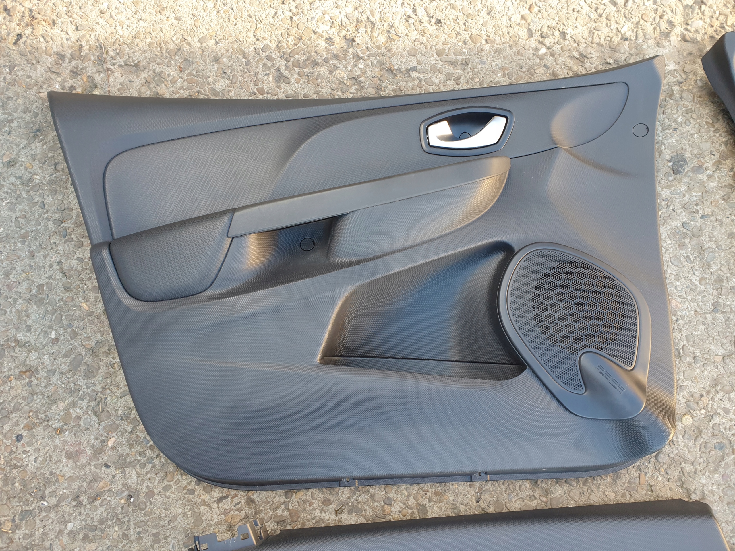 upholstery side for door RENAULT CLIO 4 IV 2013- KOMBI