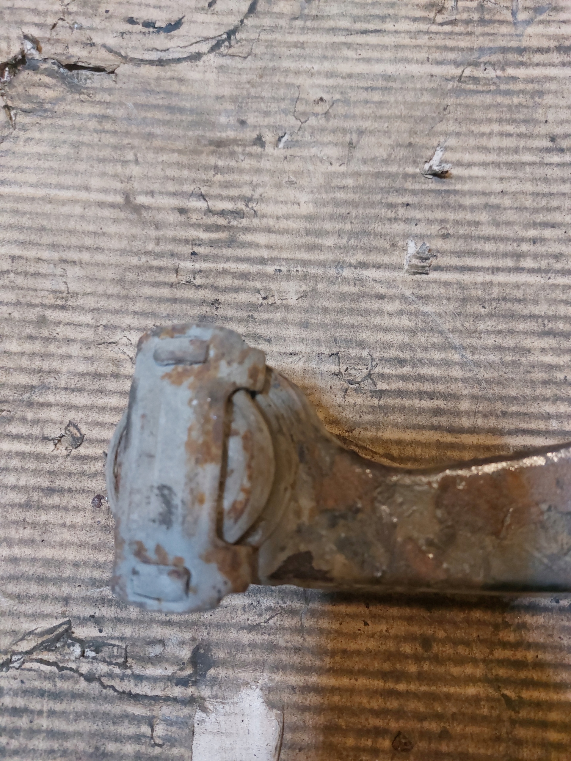 rameno levý předek BMW E36