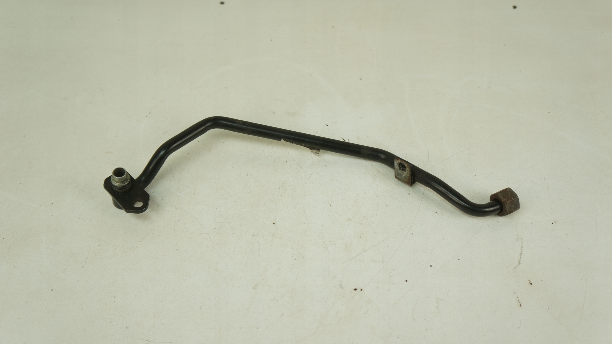 Audi A4 B6 2.5 przewód rurka oleju skrzyni biegów