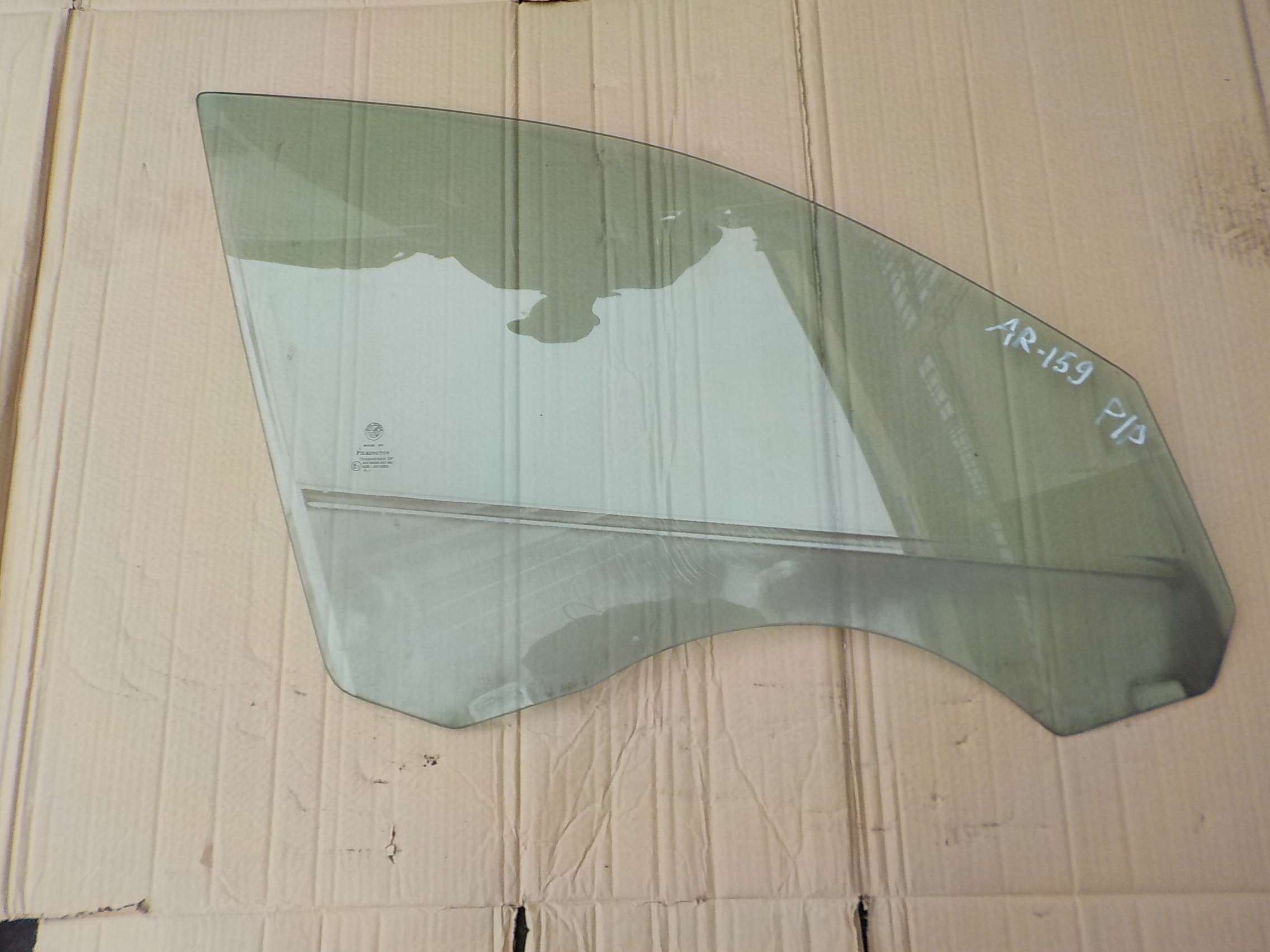 window right front alfa romeo 159 2006r