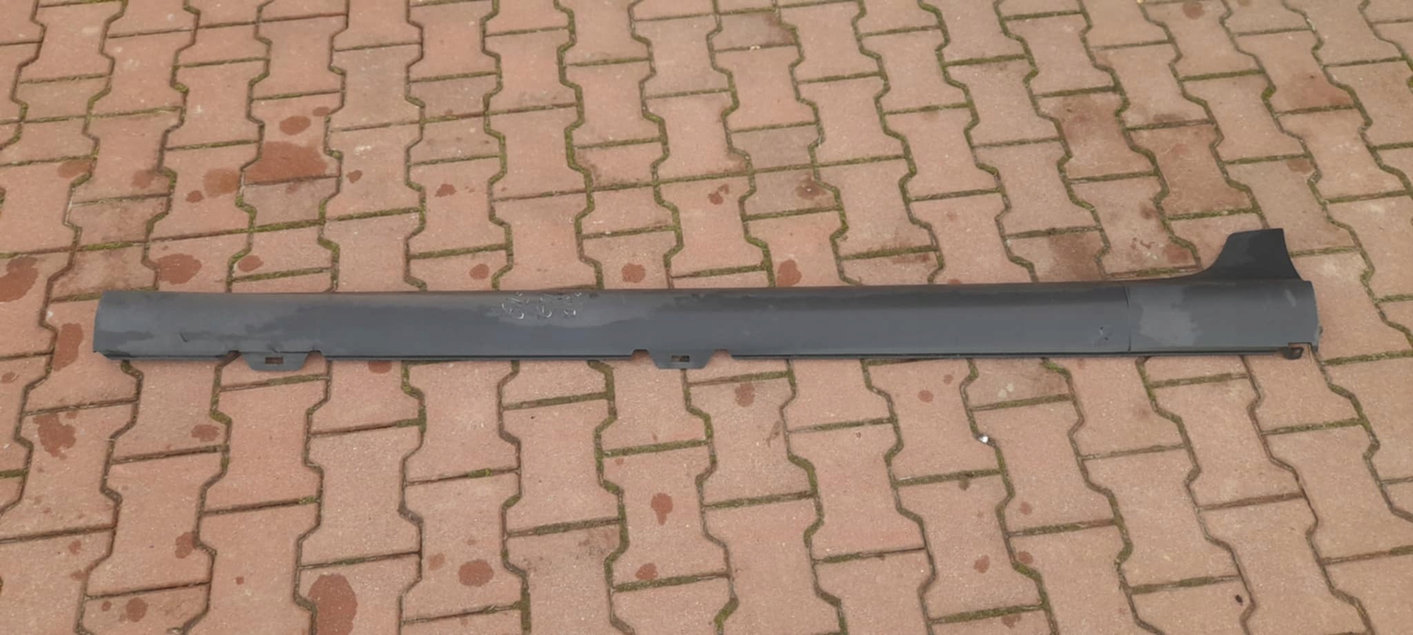 cap threshold left VW GOLF V GTI 1K3853859B
