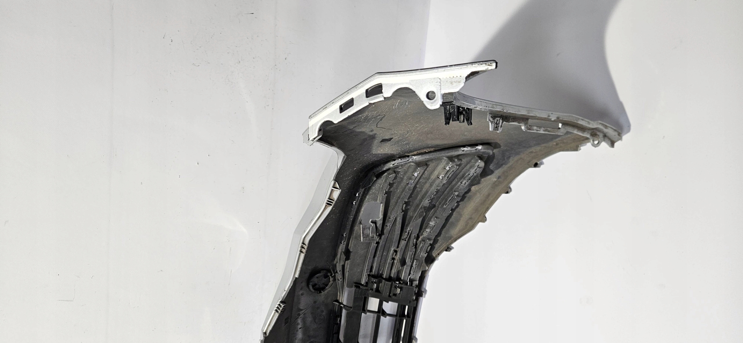 front bumper VW GOLF VIII 19- PDC original 5H0807221J