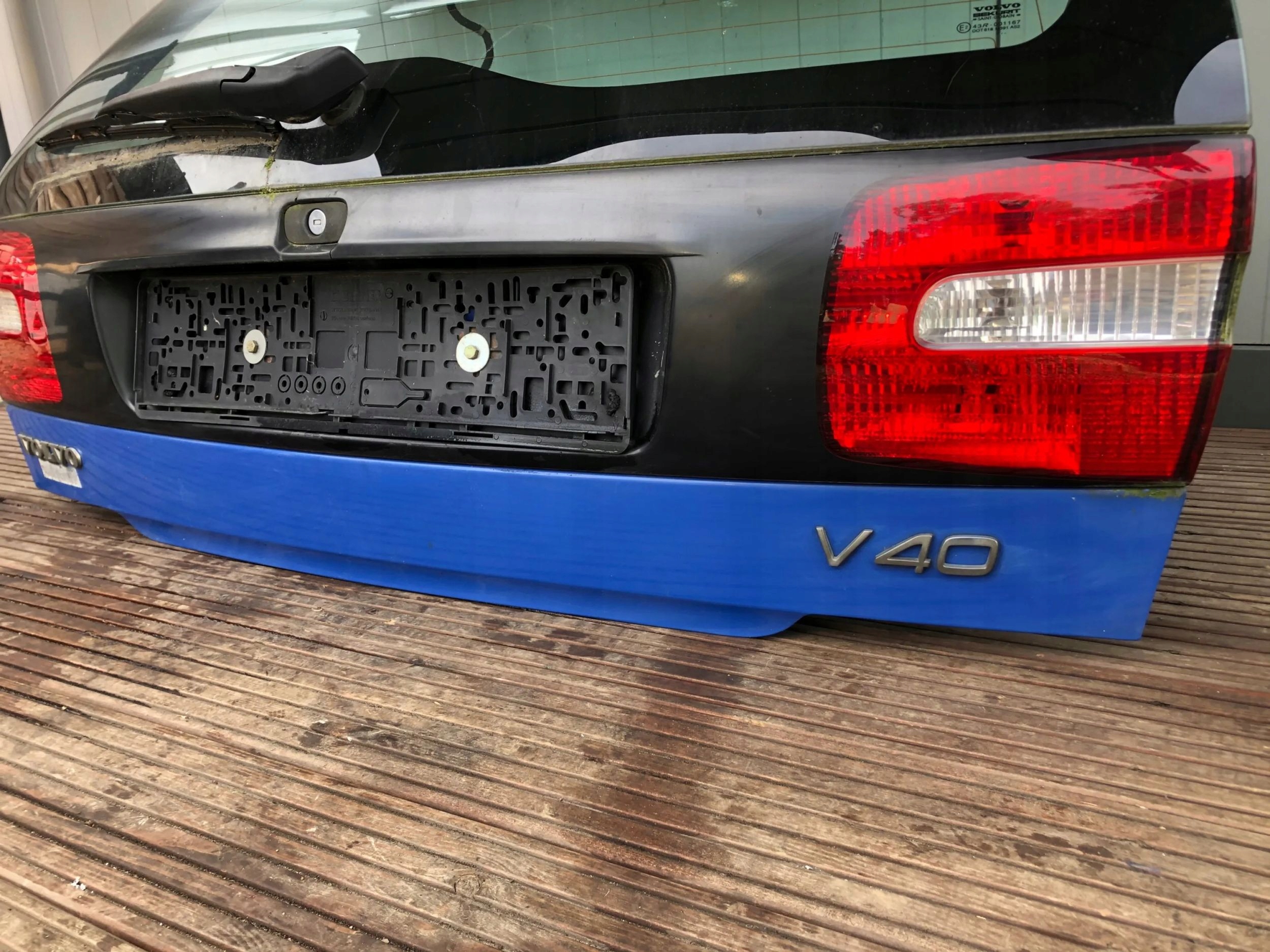 VOLVO V40 complete trunk door boot 245-21