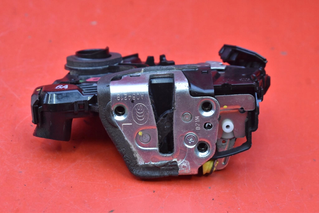 lock door left front front EU A084219 TOYOTA AURIS 2 II KOMBI LIFT