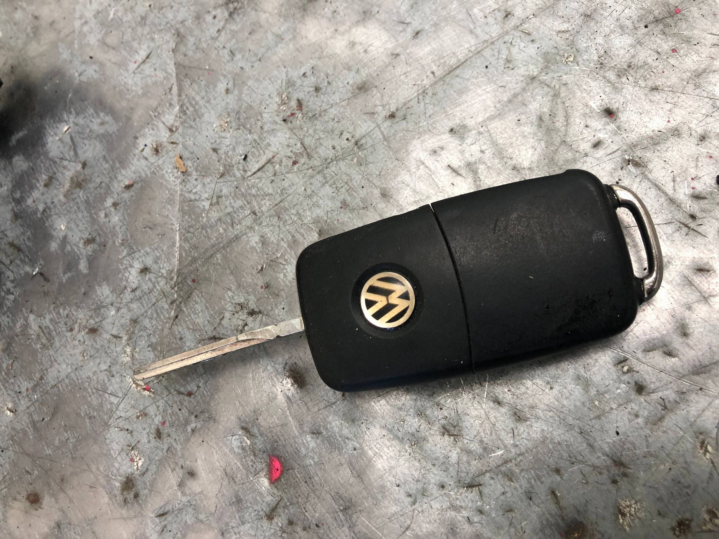 ignition + key VW UP 6RA905865