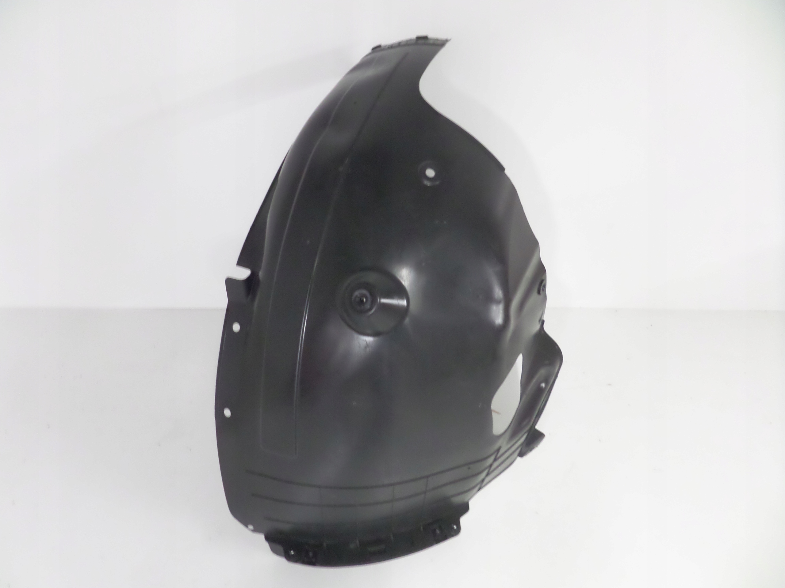 mudguard front right KIA SPORTAGE 5 V 21