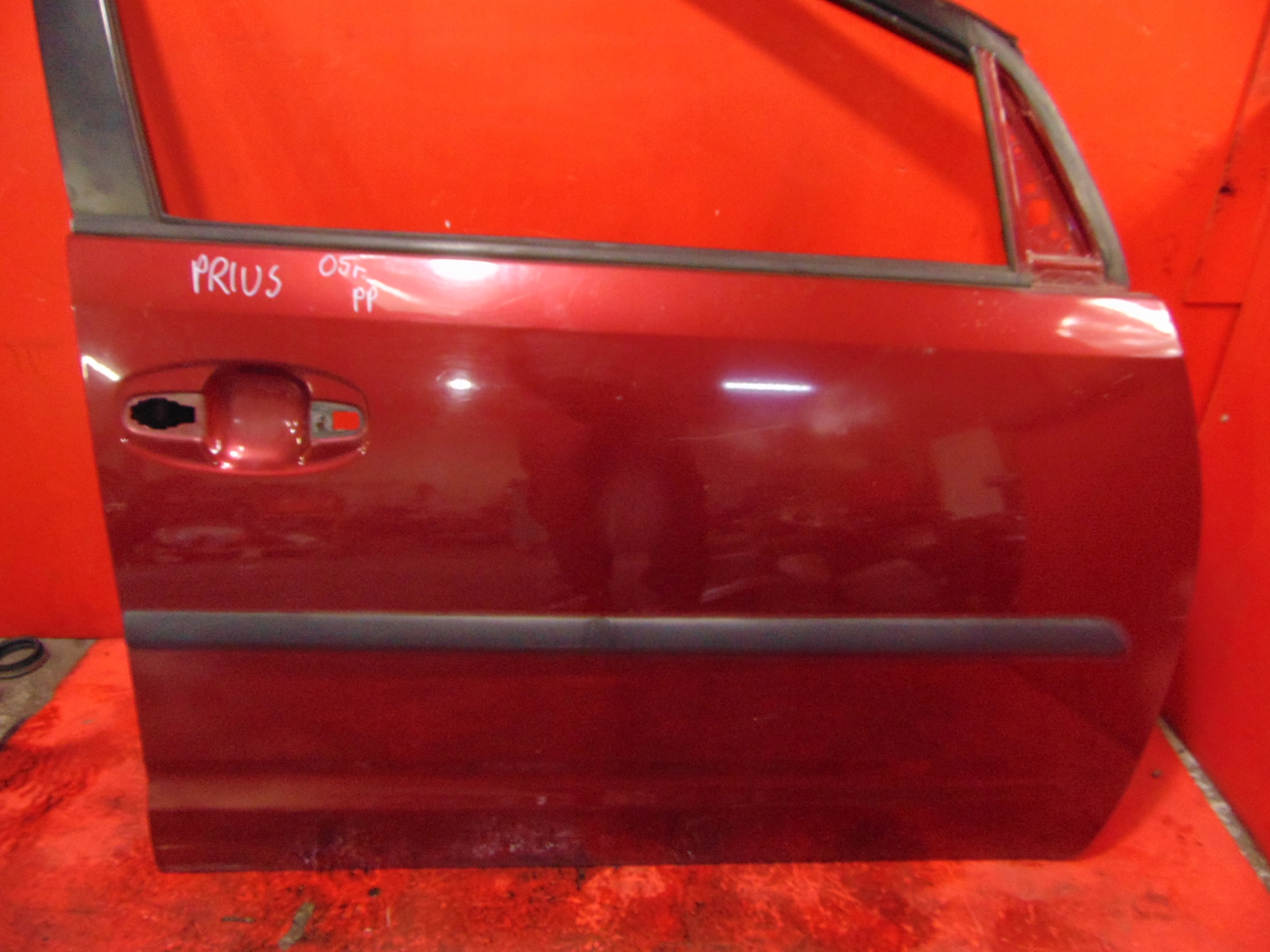 TOYOTA PRIUS 2 II W20 door right front 3Q3