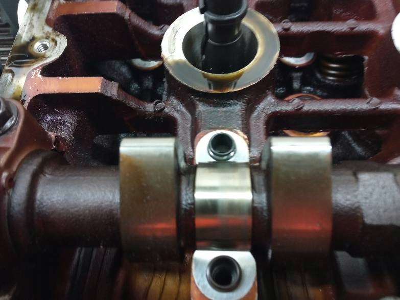TESTATA completa 1.8 16V Kia Carens e (1999-2006)