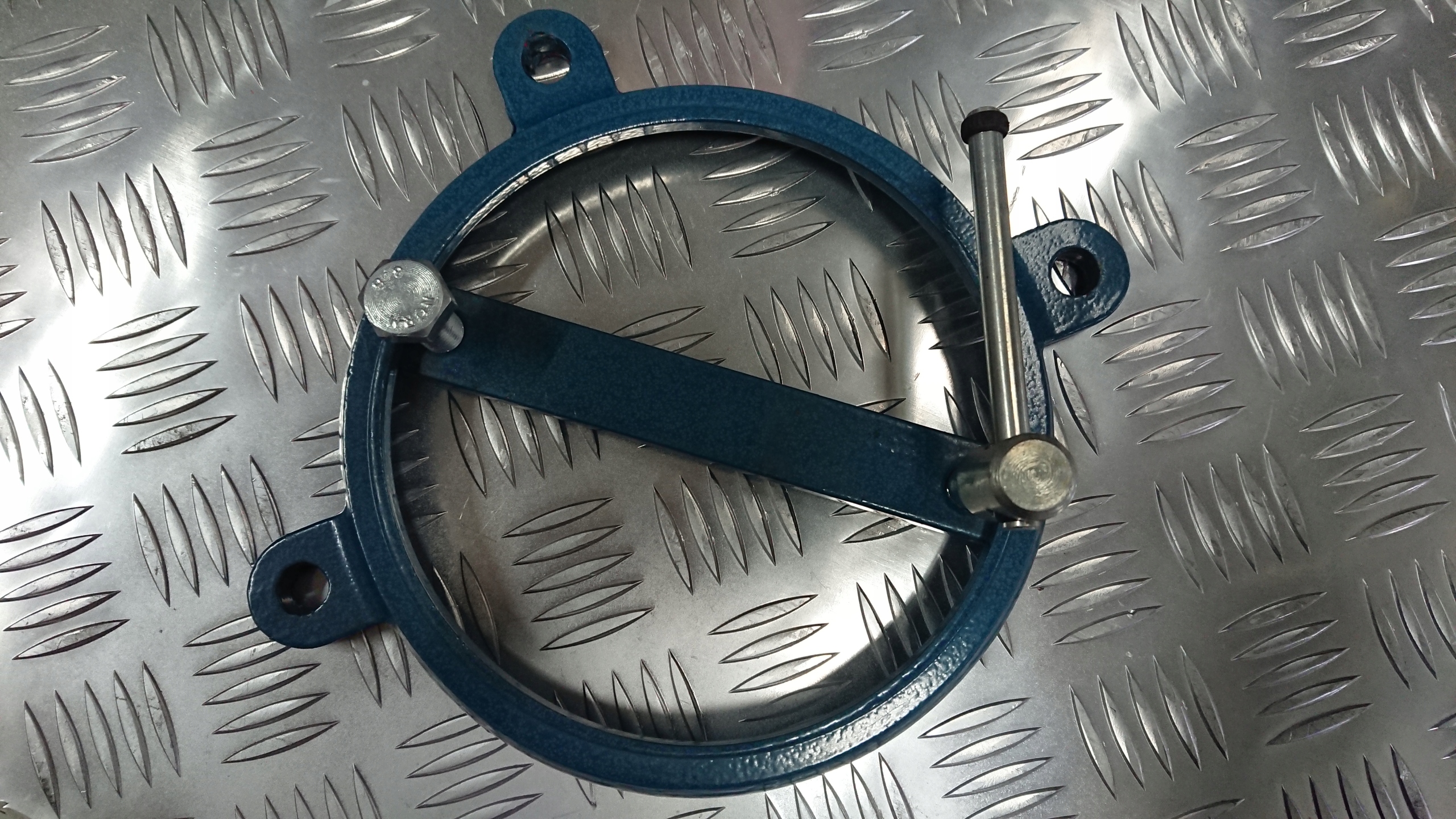 ПОВОРОТНА ОСНОВА ДЛЯ ЛЕЩАТ ДО 140 ММ