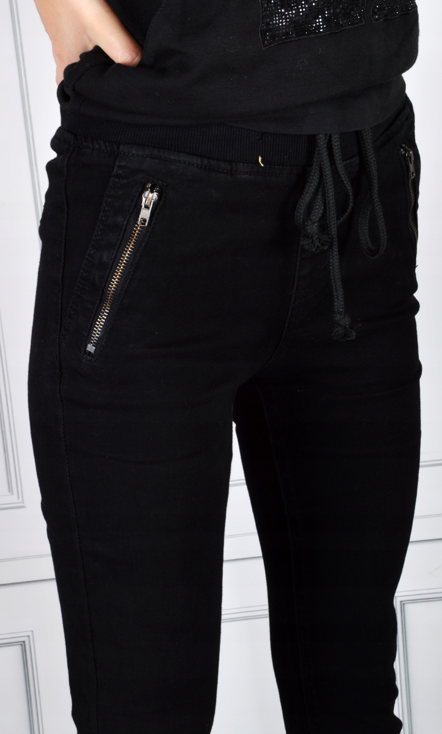 Jeansy Damskie Spodnie Jeansowe Joggery Modelujące Rozmiar XS