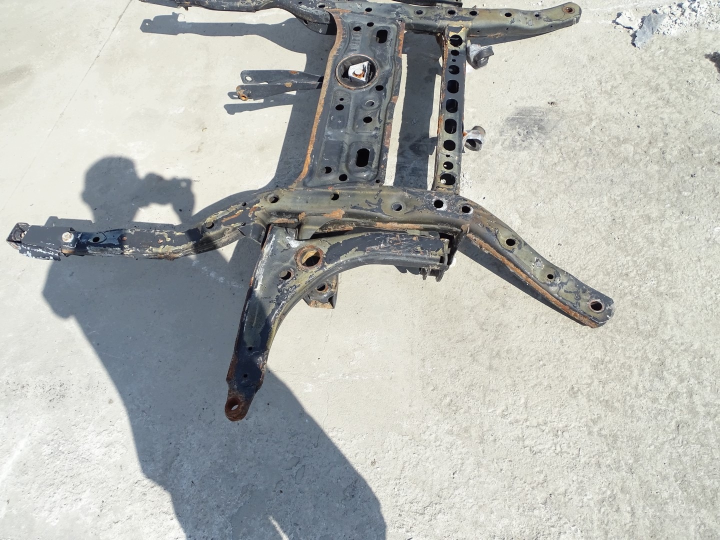 axle beam subframe axle beam front front CRAFTER II MAN TGE 2N0199315J 422449181