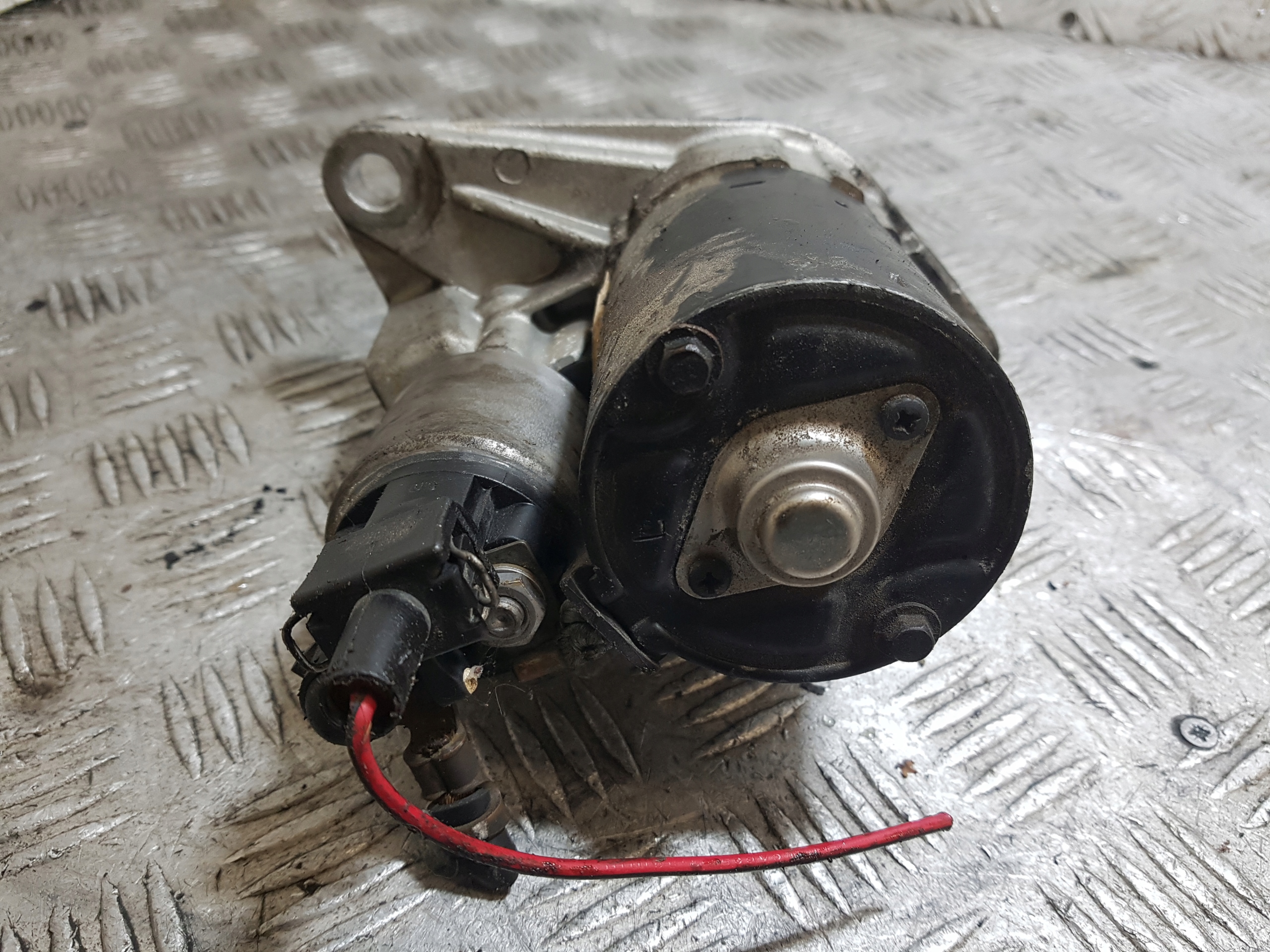 starter VOLKSWAGEN LUPO 0001120400