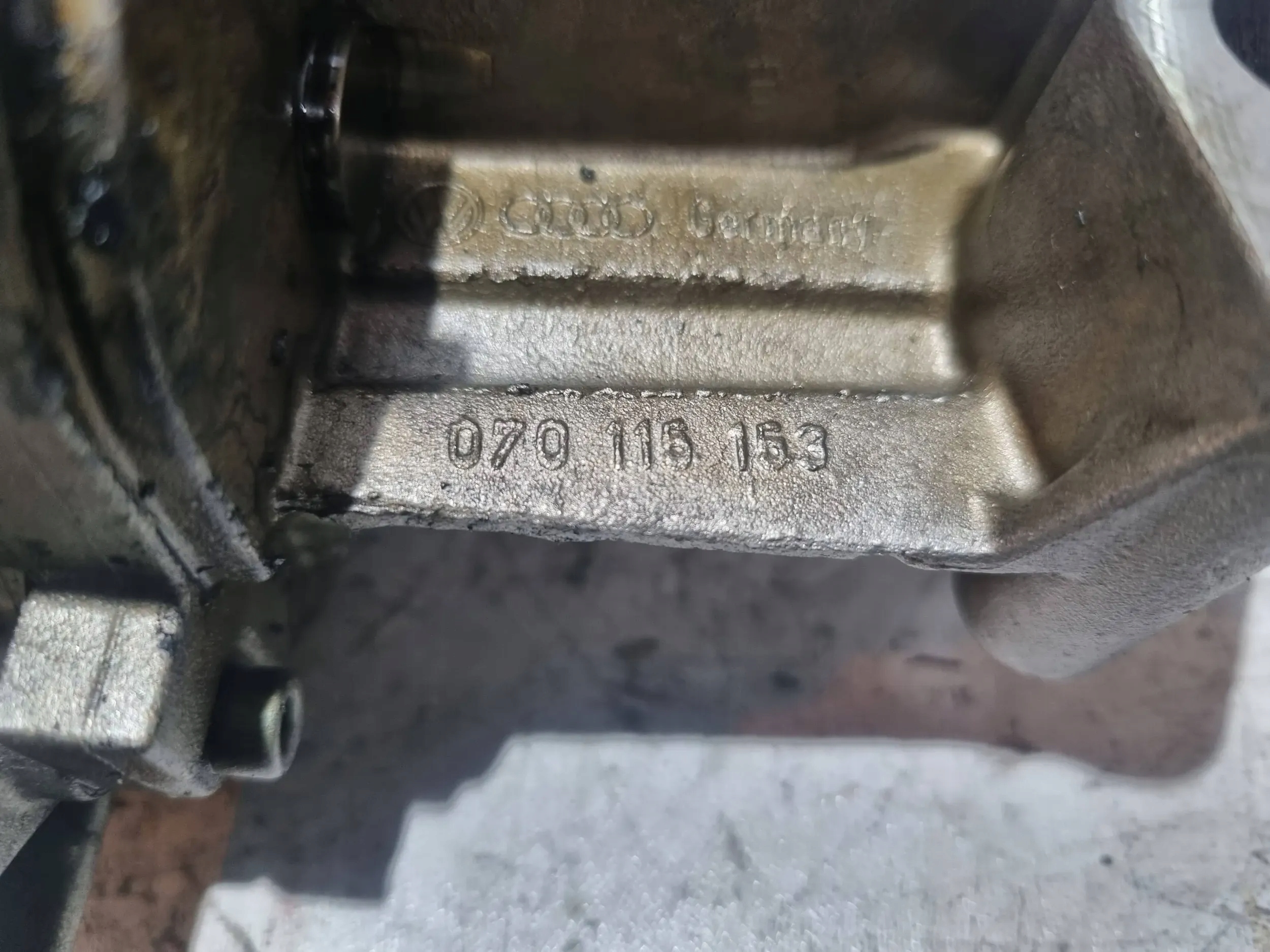 ölpumpe 070115153 Vw Transporter T5 2.5TDI