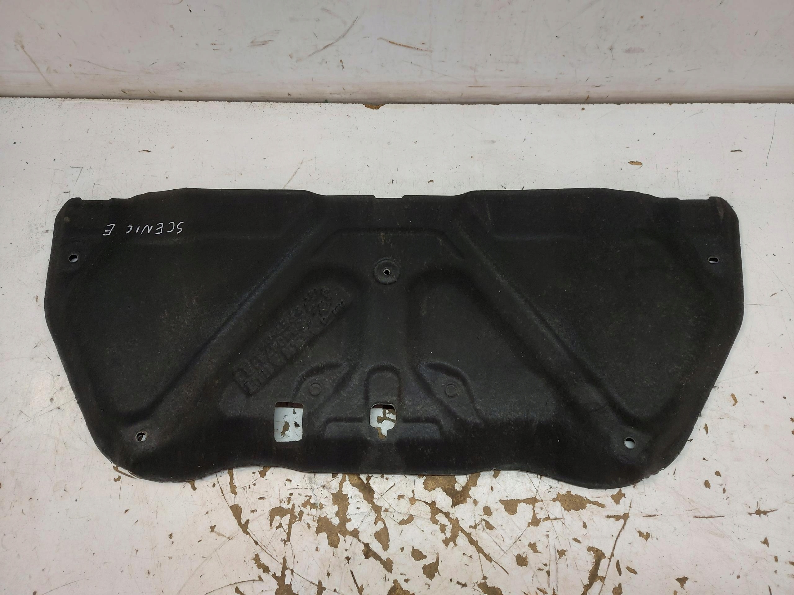RENAULT Scenic E-Tech V 5 Insonorisation du capot 658404741R