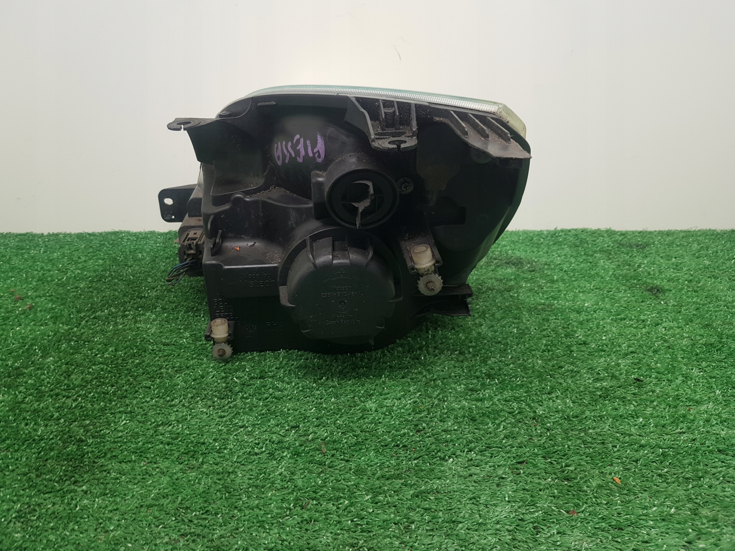 light right front FORD FIESTA MK 6