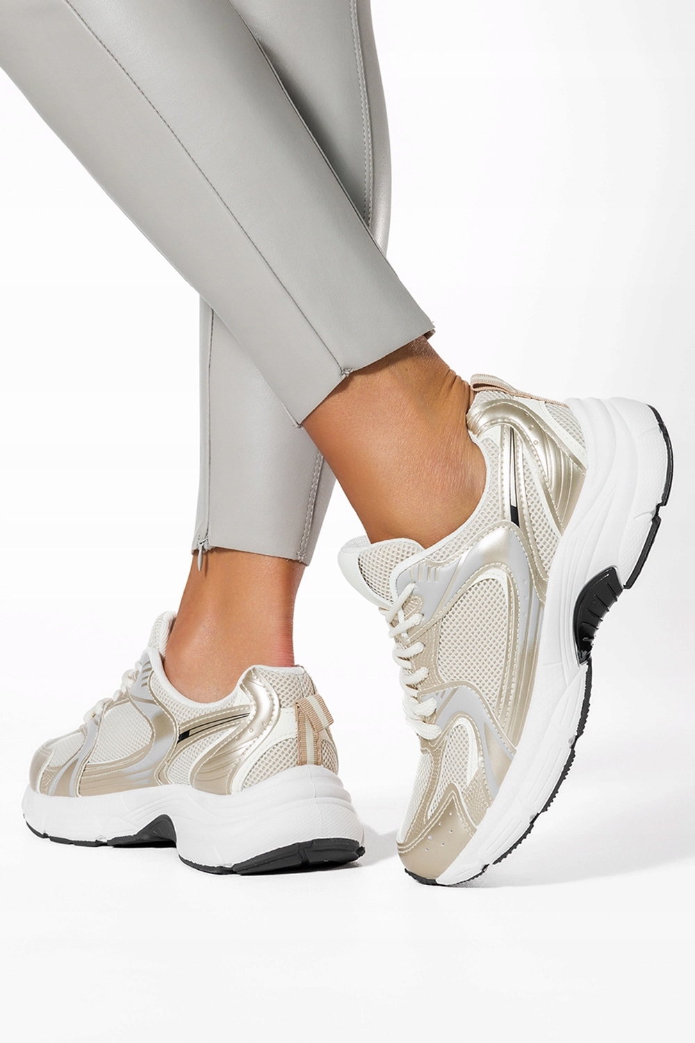 LEKKIE SPORTOWE SNEAKERSY DAMSKIE OBUWIE NA PLATFORMIE WYGODNE MODNE r 36 Rozmiar 36