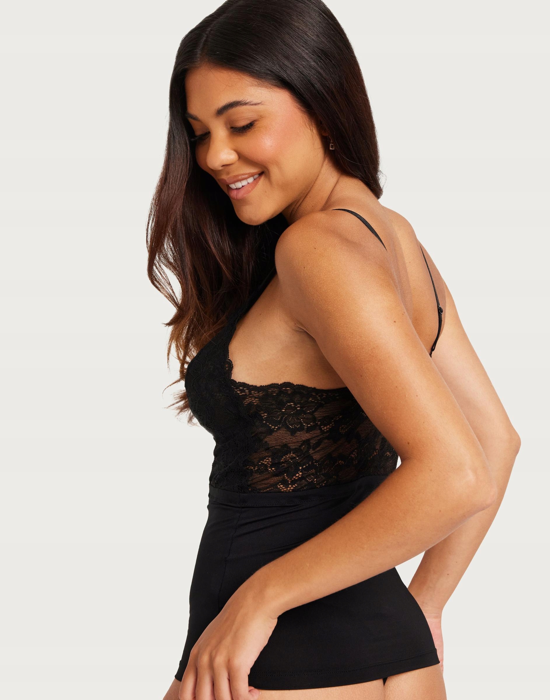 RAMIĄCZKA KORONKA GMZ NG5__XS PIECES CZARNY TOP