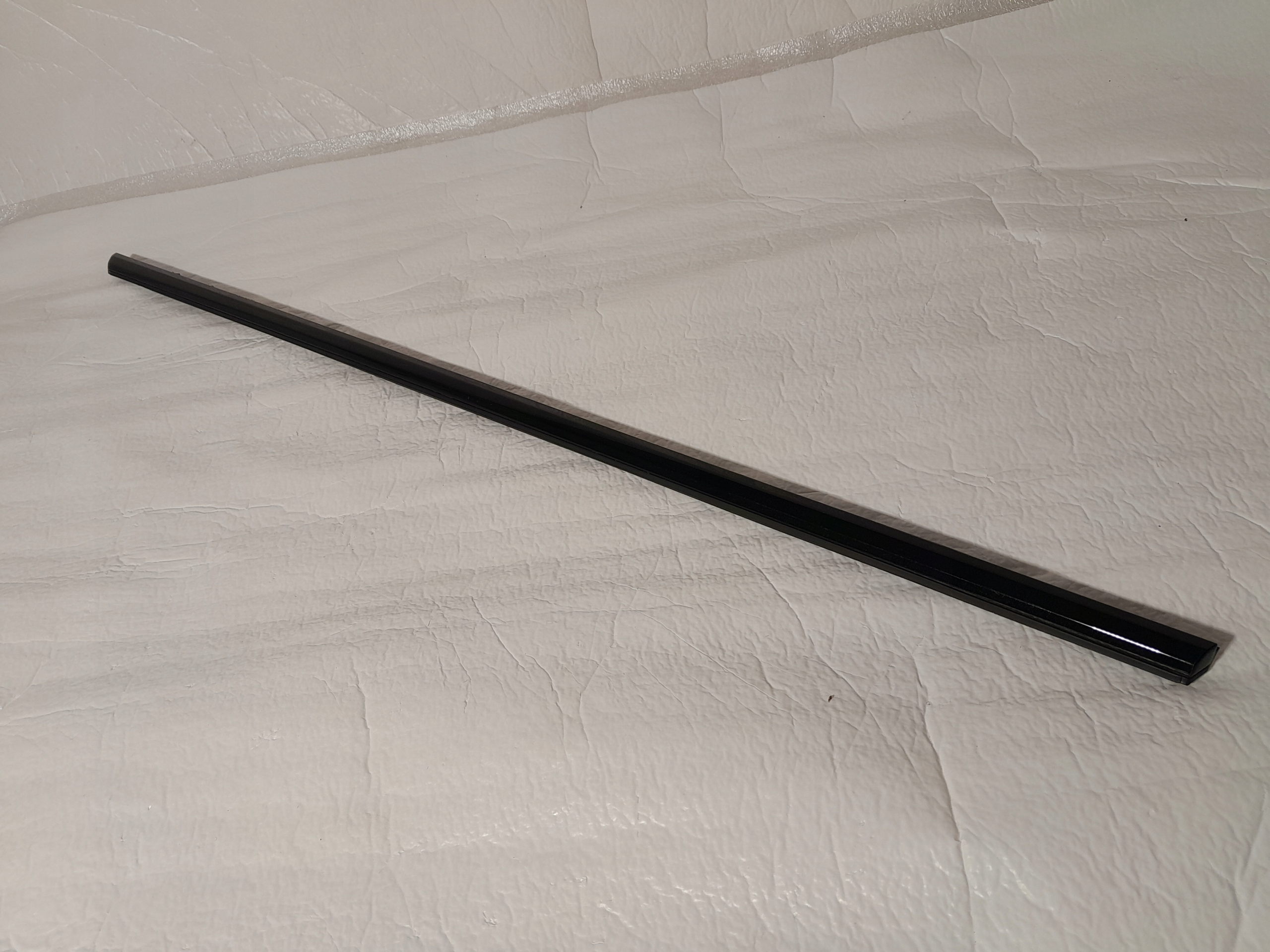 AUDI Q8 4M moulding dust door 4M8839475