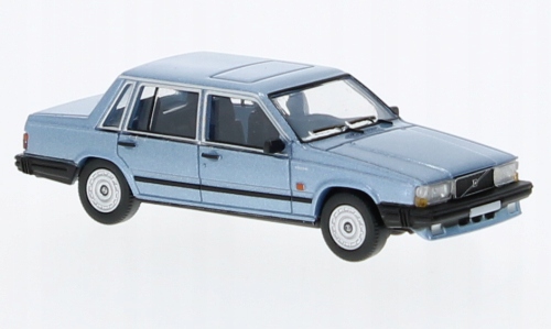 PCX870661 Volvo 740 světle modrá metalíza