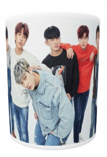 

Kubek Stray Kids wzór3 K-pop różne